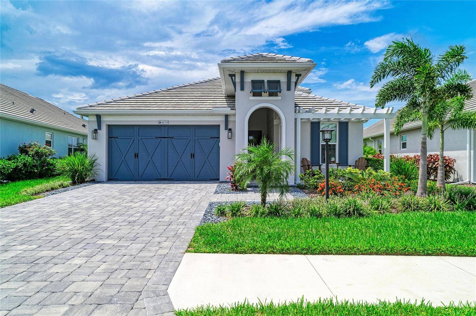 8079 SLIPWAY DR, Sarasota, FL 34240