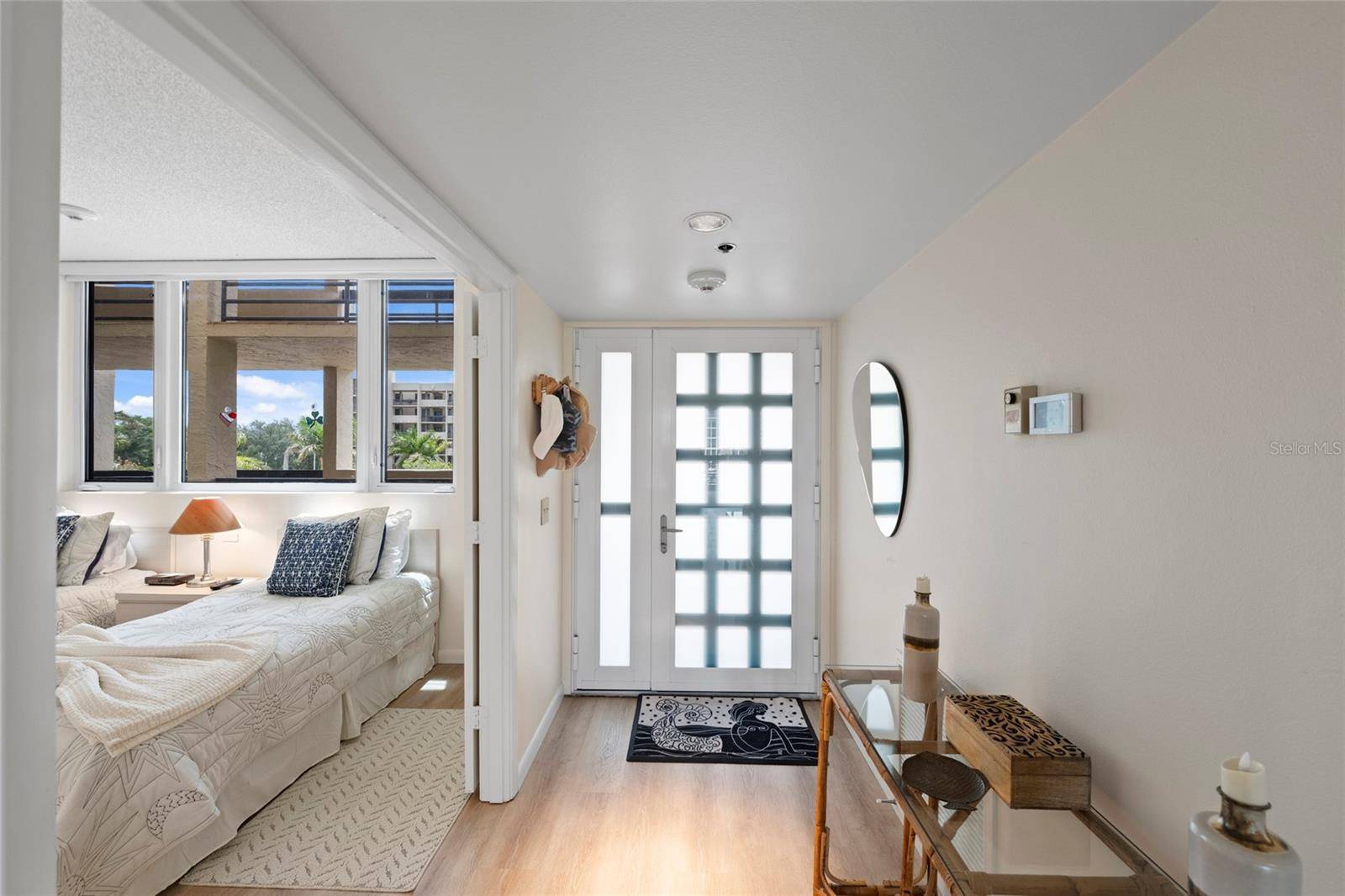 1095 GULF OF MEXICO DR #303, Longboat Key, FL 34228