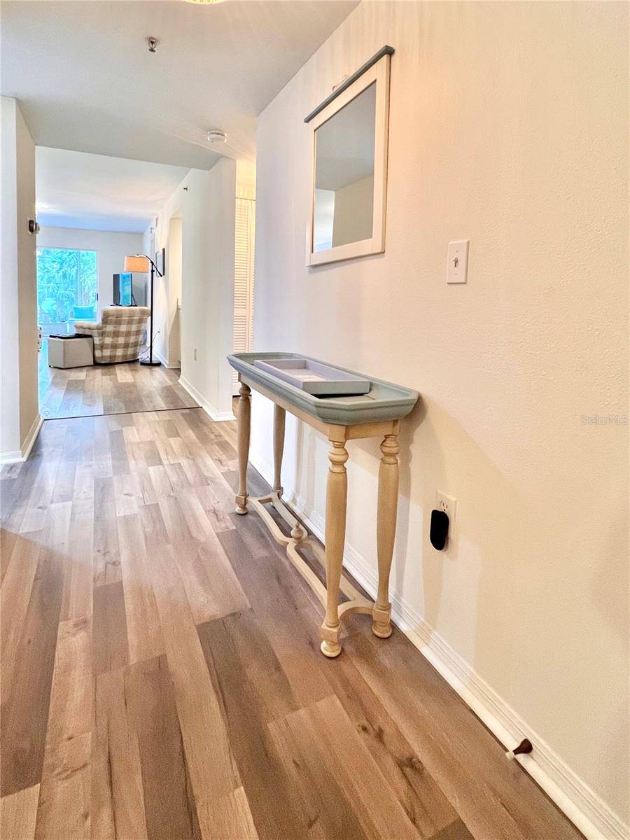 6501 STONE RIVER RD #104, Bradenton, FL 34203