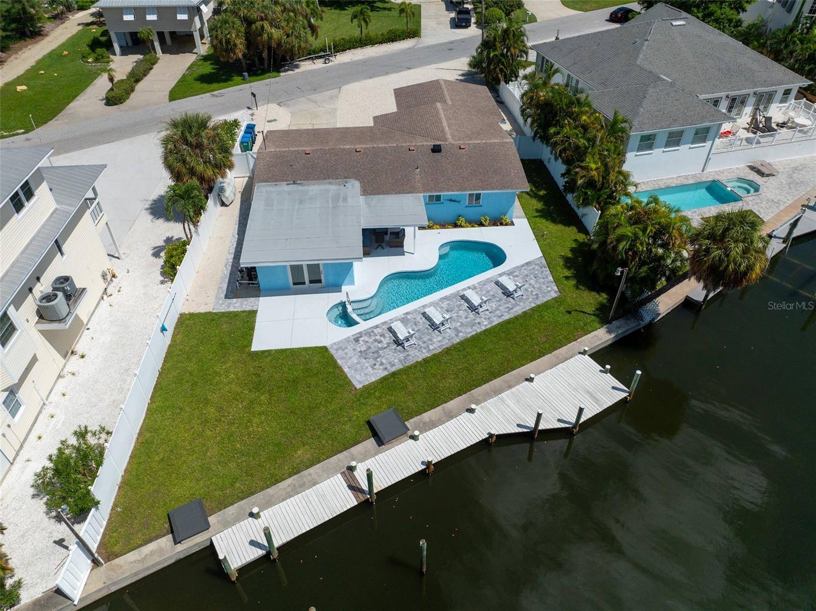 507 59TH ST, Bradenton Beach, FL 34217