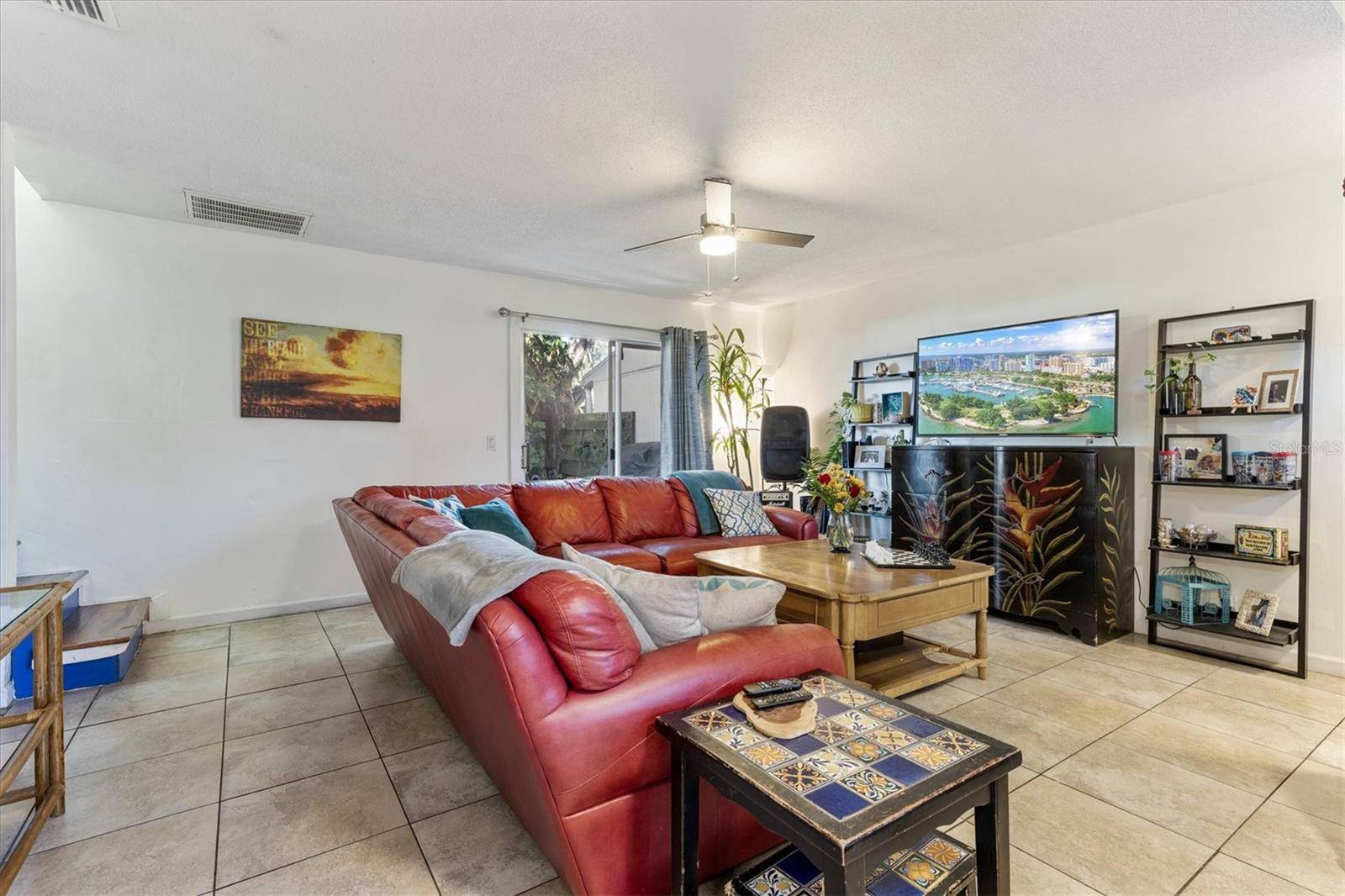 903 BYRON LN, Sarasota, FL 34243