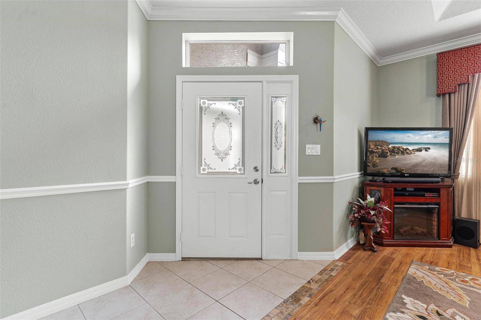 36403 GRAND ISLAND OAKS CIR, Grand Island, FL 32735