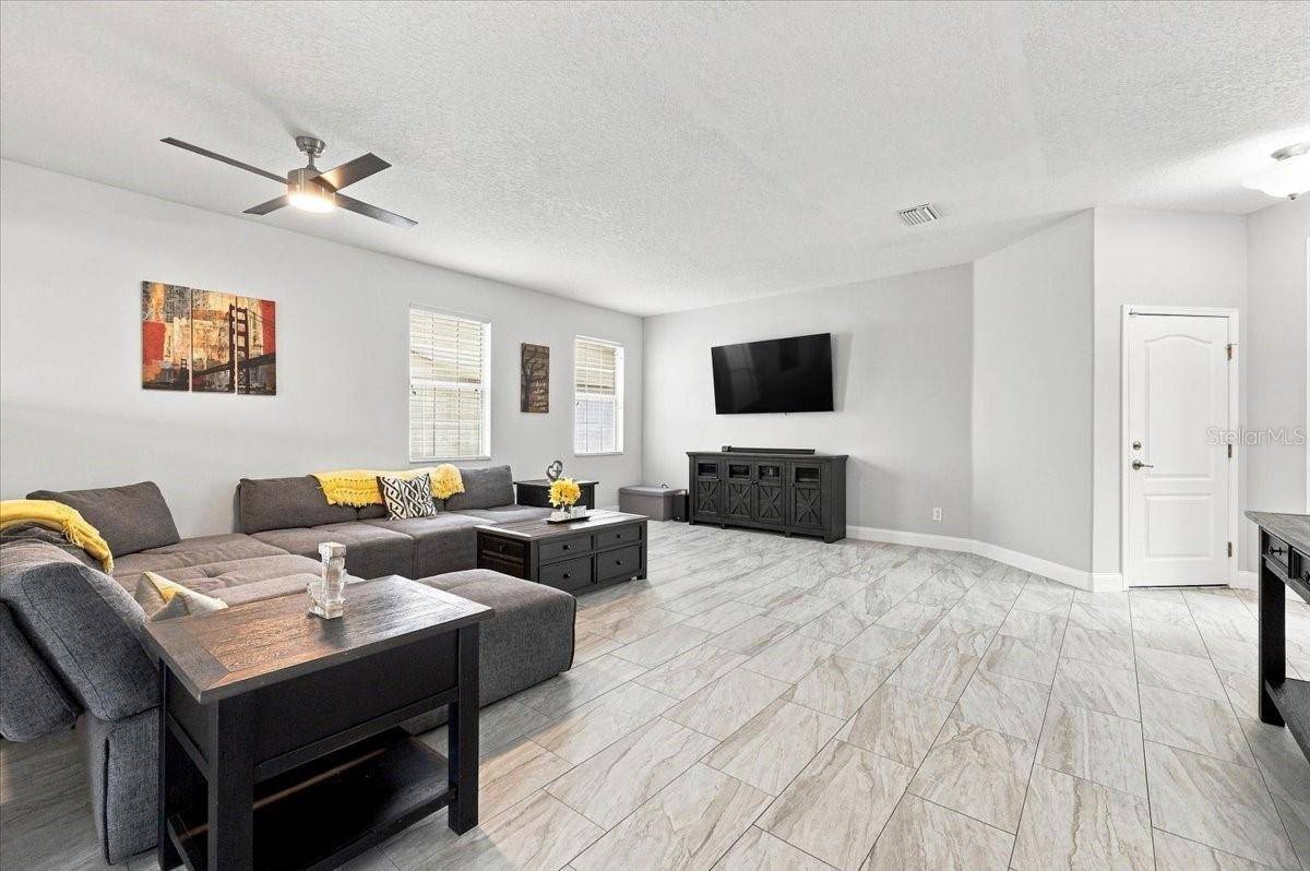10908 SUBTLE TRAIL DR, Riverview, FL 33579