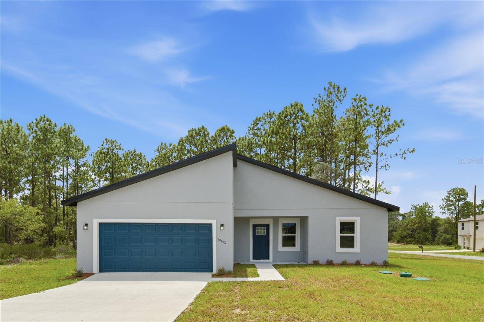 10708 N CALDERA AVE, Citrus Springs, FL 34433
