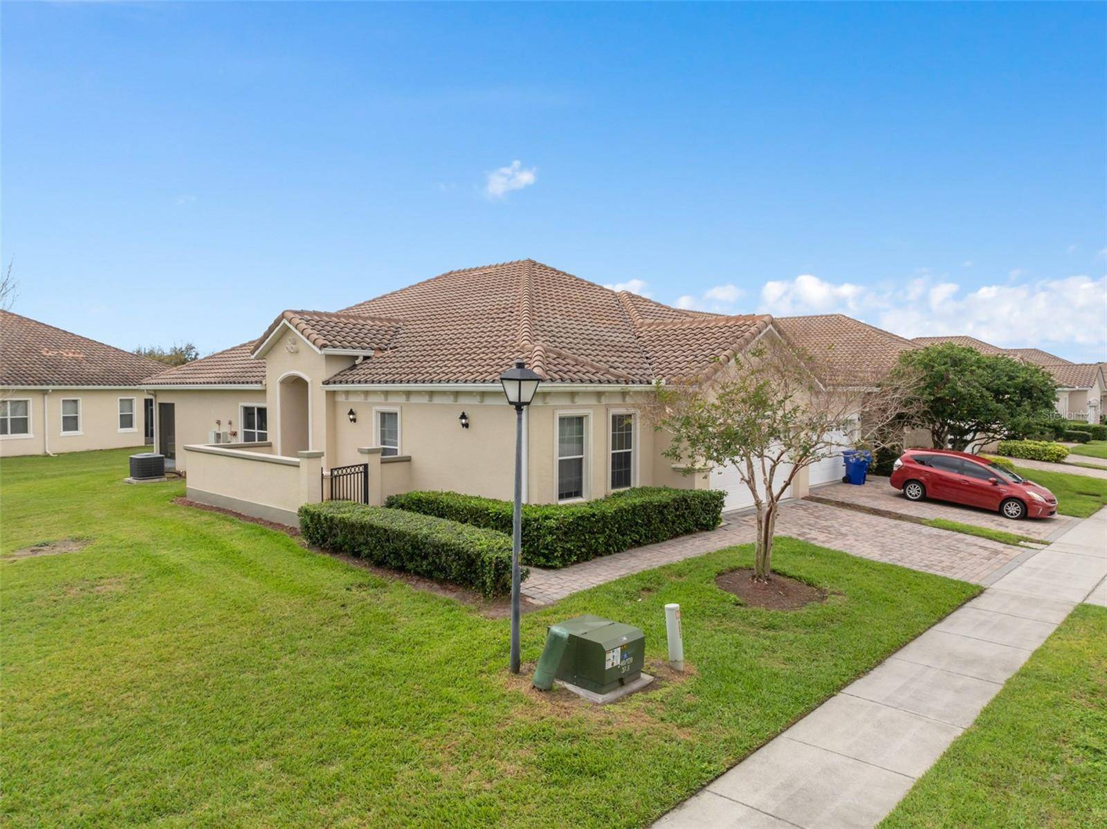 2400 HARWICH DR, Kissimmee, FL 34741