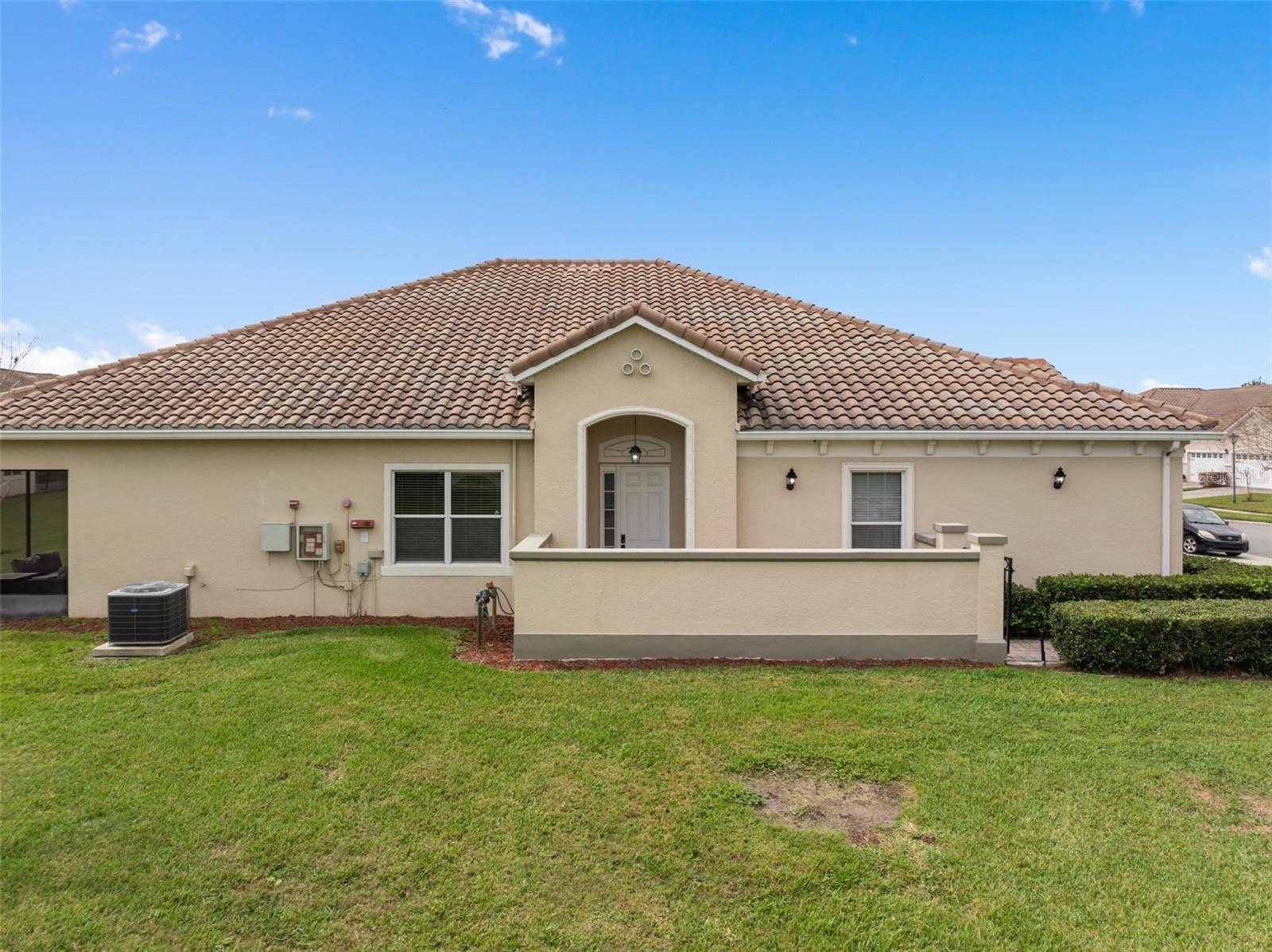 2400 HARWICH DR, Kissimmee, FL 34741