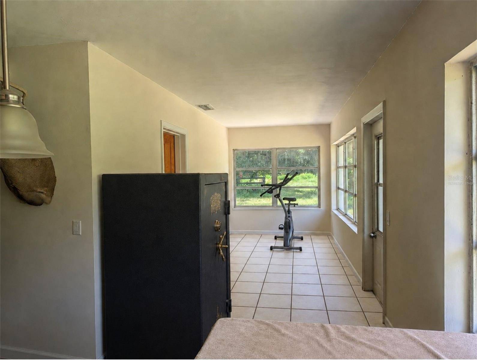 876 SHAW LAKE RD, Pierson, FL 32180