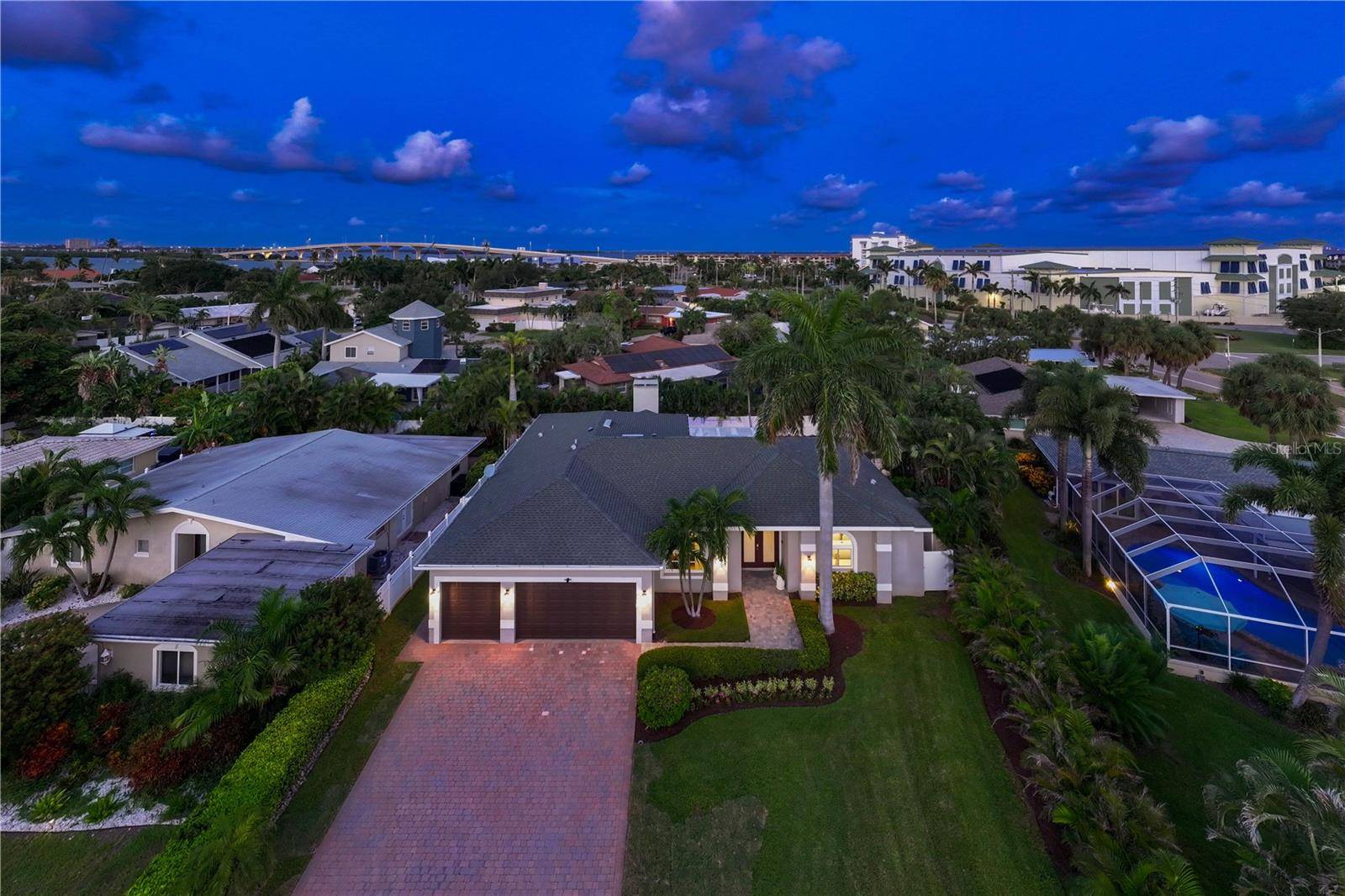 373 4TH AVE N, Tierra Verde, FL 33715