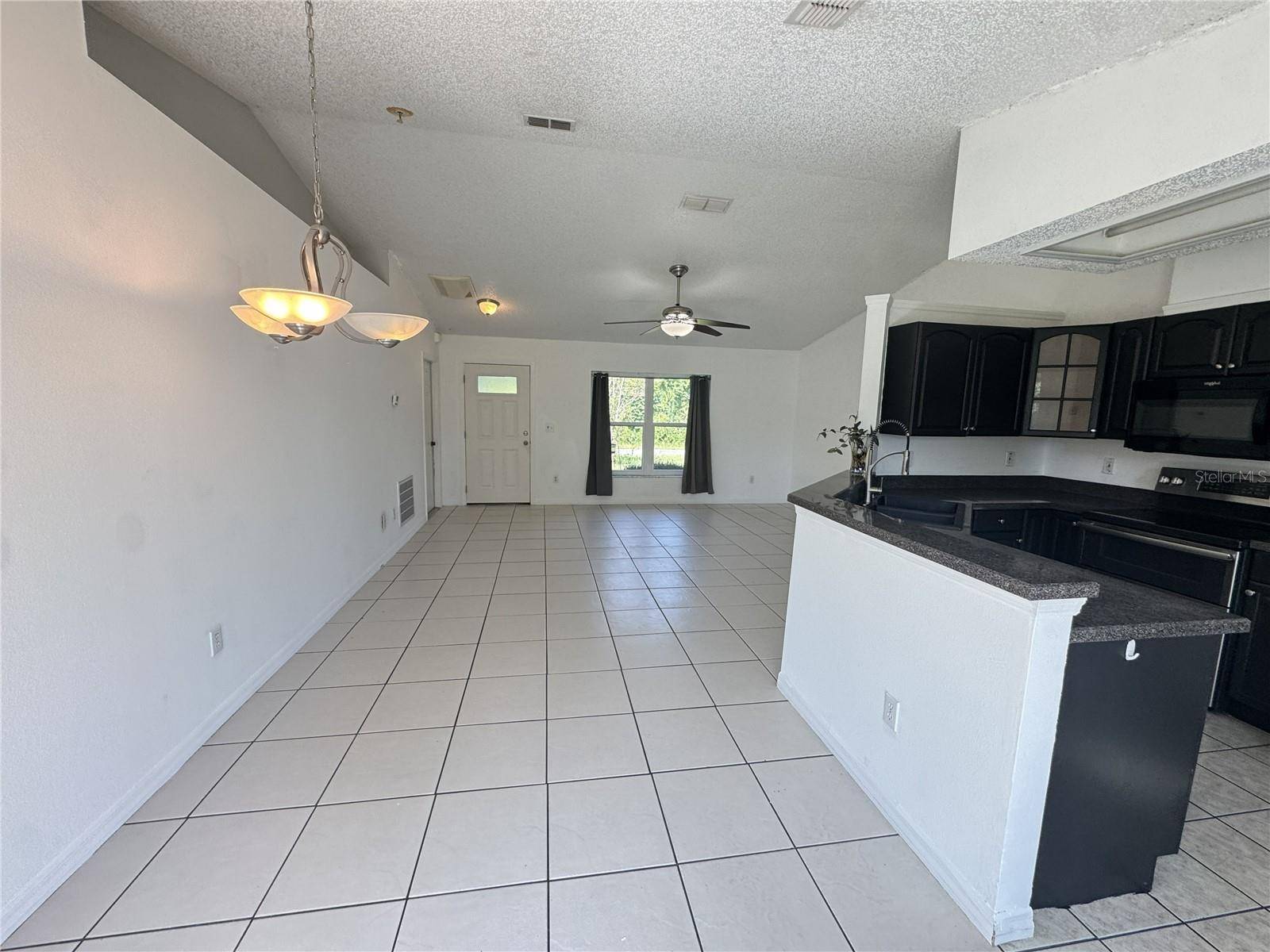 393 WALNUT AVE, Orange City, FL 32763