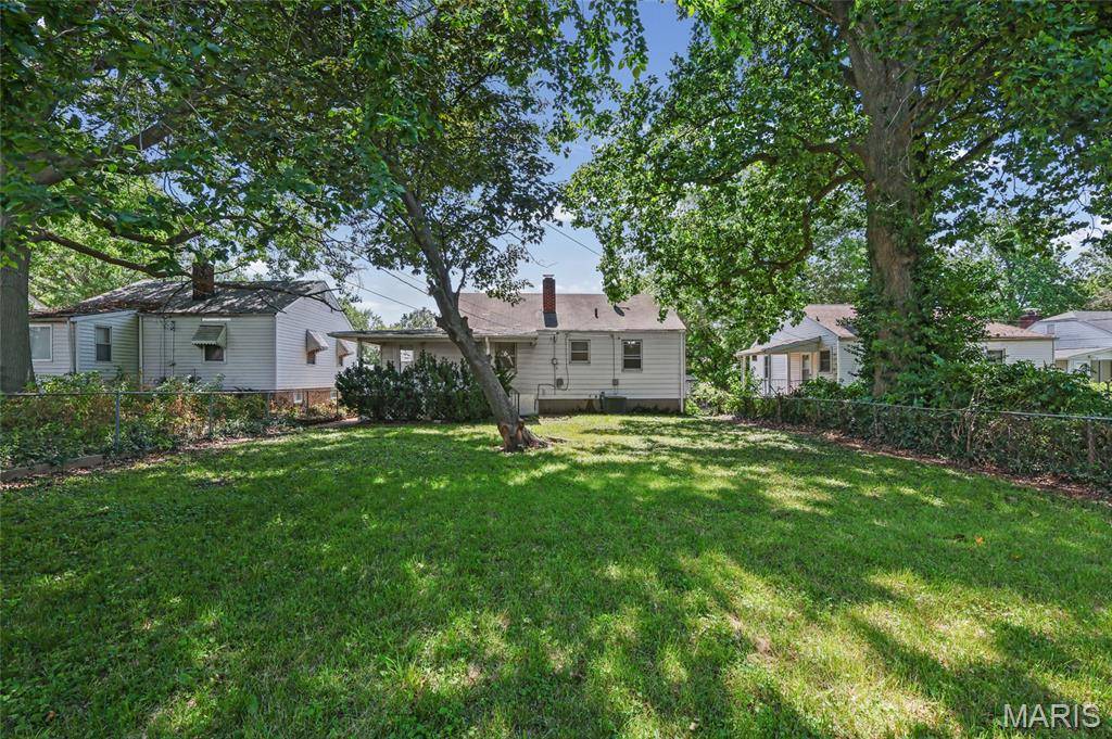 5625 Curry AVE, St Louis, MO 63136
