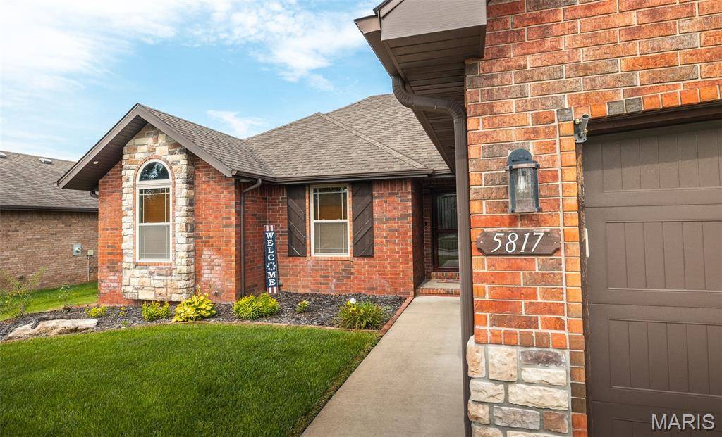 5817 S Cottonwood DR, Battlefield, MO 65619