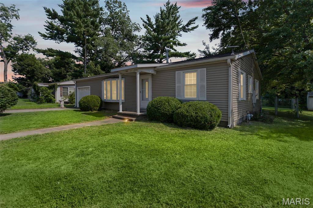 307 E Mosier ST, Pleasant Hill, IL 62366