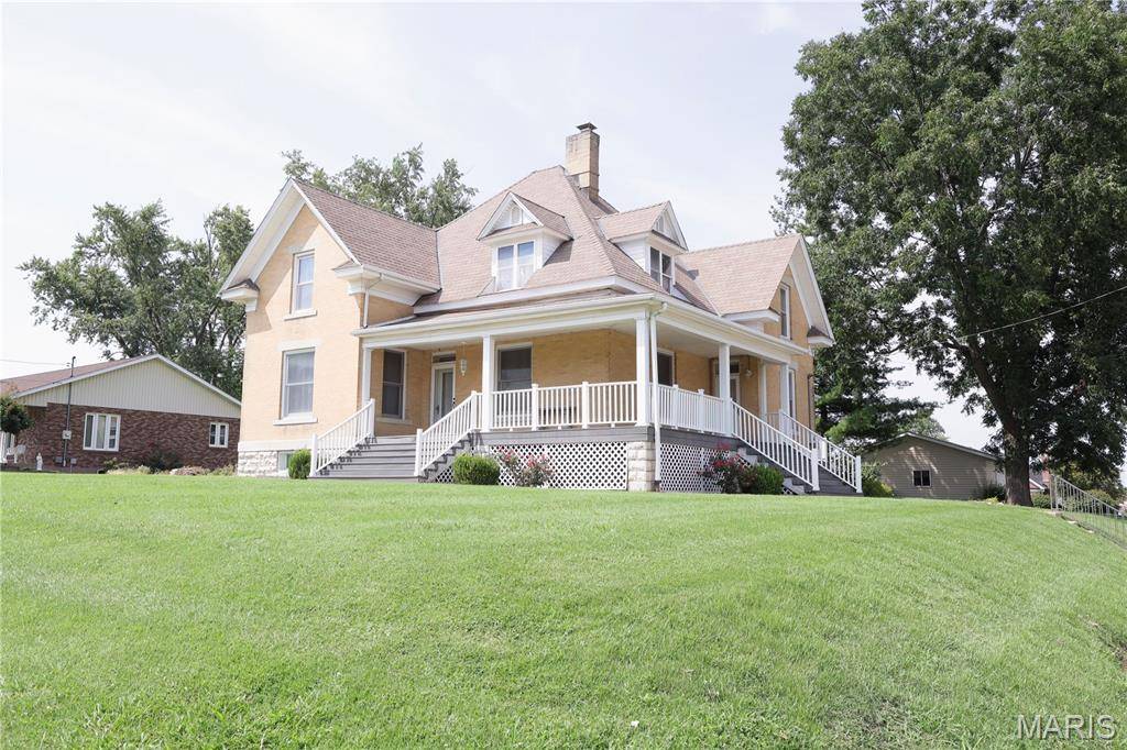 318 E Ste Marie ST, Perryville, MO 63775
