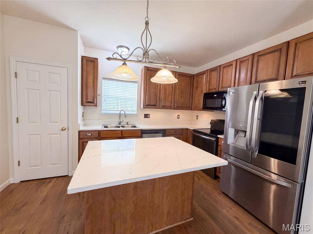 2556 Viola Gill LN, Wildwood, MO 63040