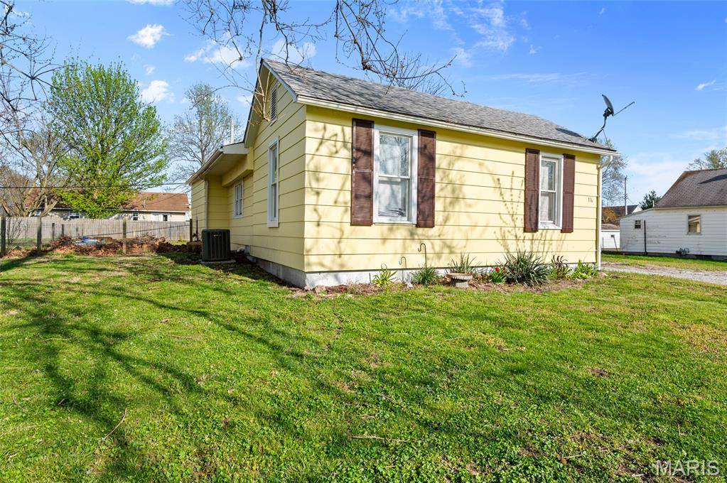 116 Marcia, Wilsonville, IL 62093