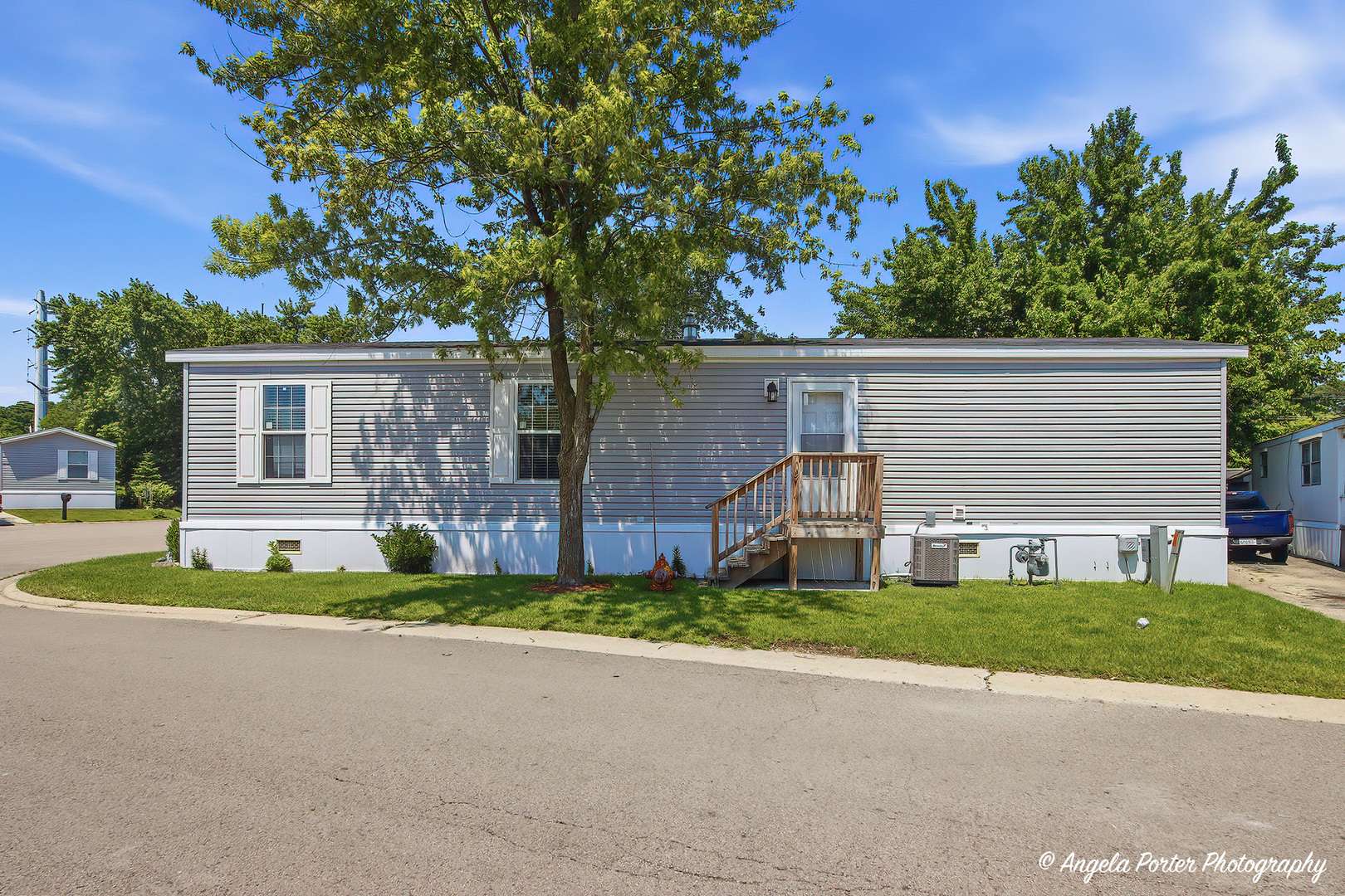 300 A Ok CT, Round Lake, IL 60073