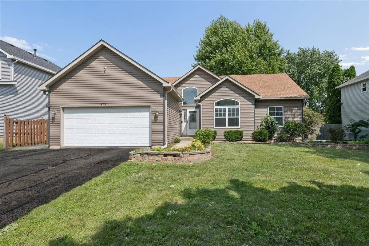 415 Juniper DR, North Aurora, IL 60542