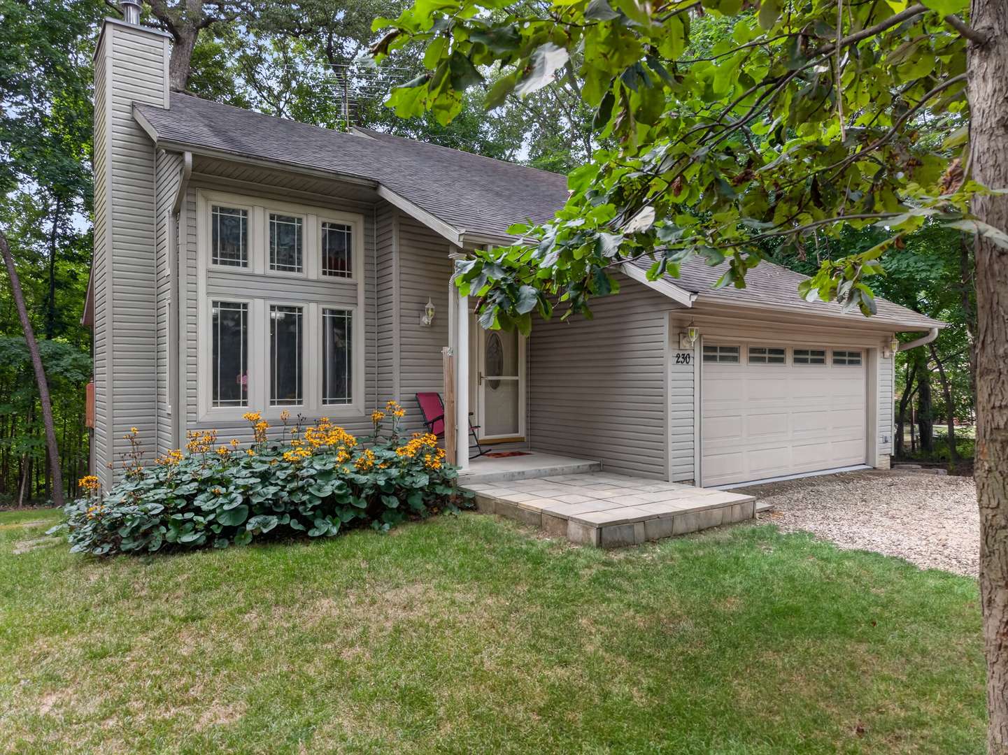 230 Winter Haven DR, Varna, IL 61375