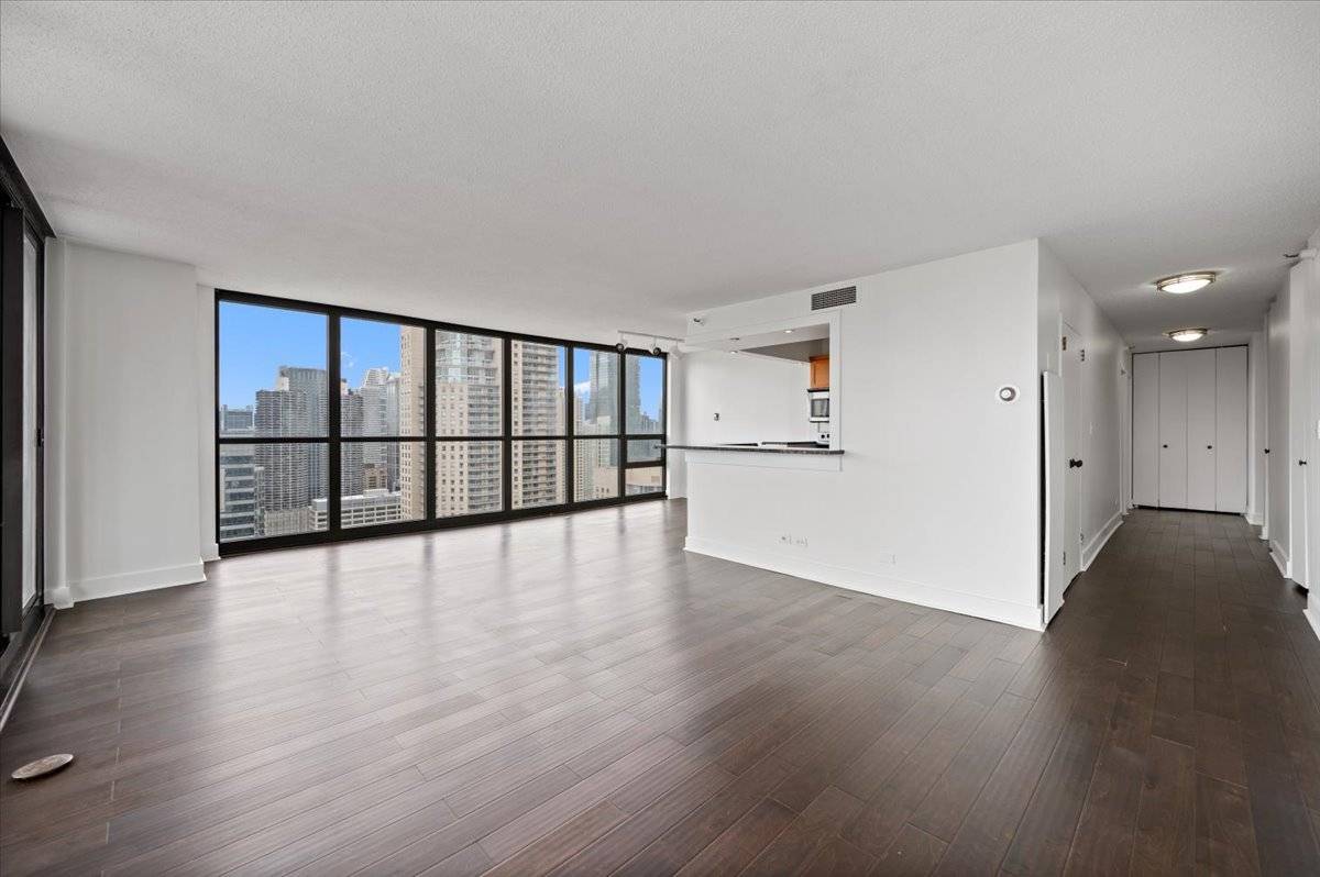 10 E ONTARIO ST #4602, Chicago, IL 60611