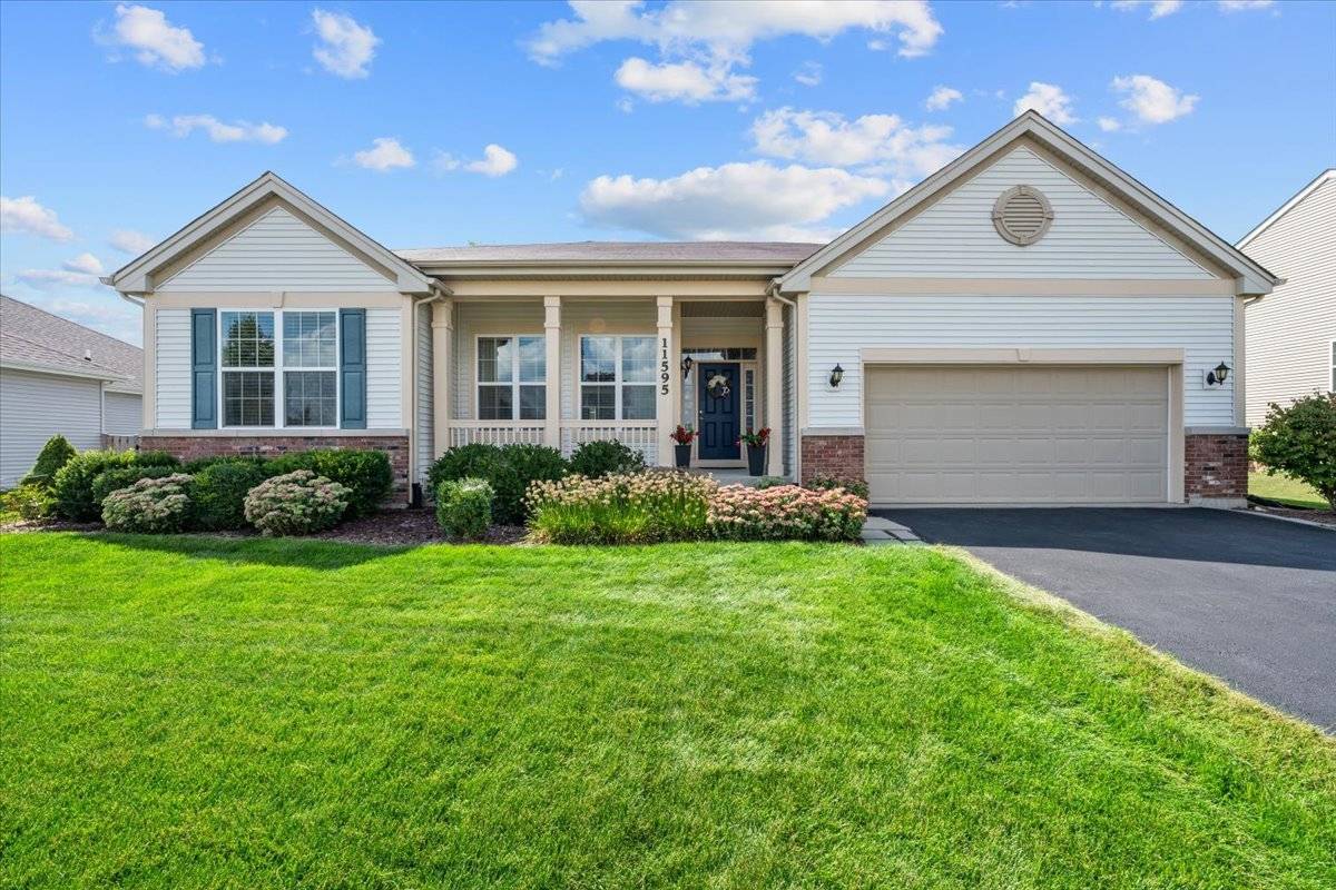 11595 Richmond LN, Huntley, IL 60142