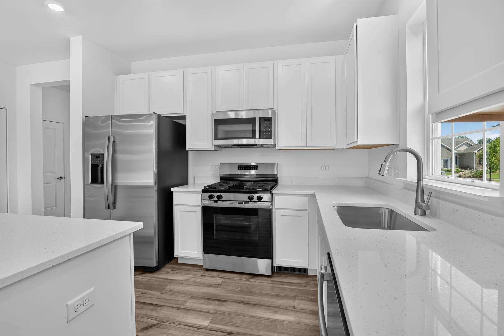 1265 Prairie Ridge TRL, Antioch, IL 60002