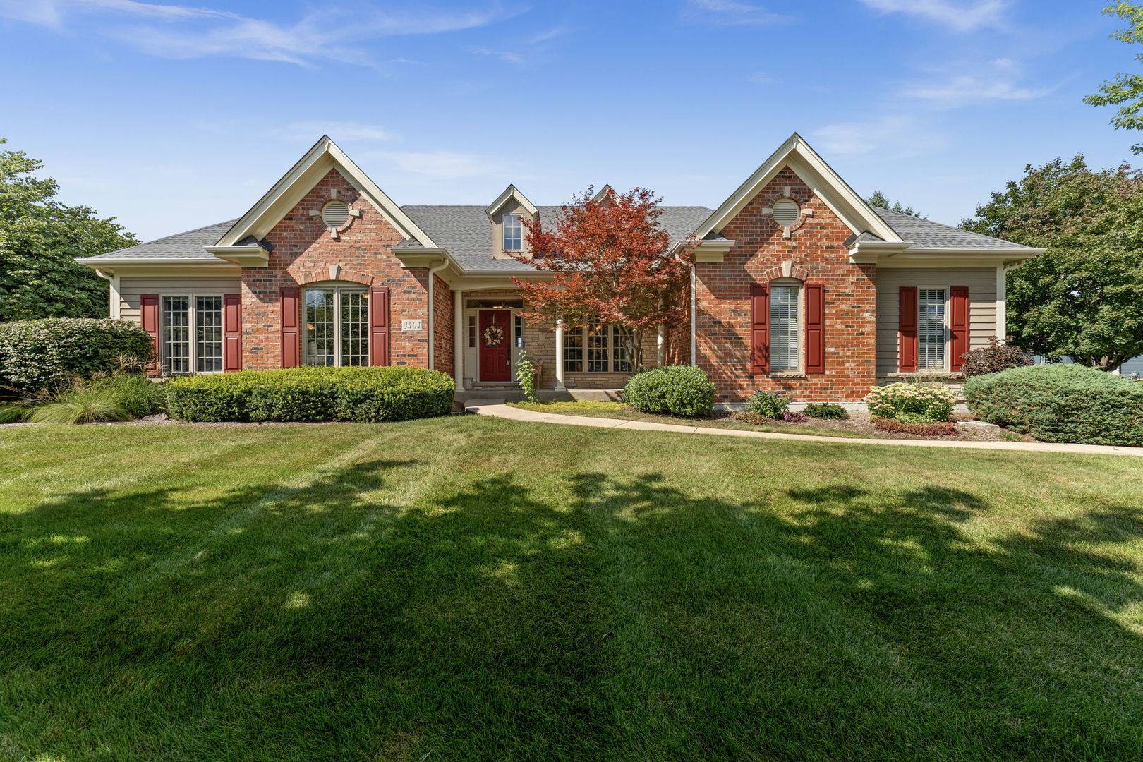 3401 Winding Meadow LN, Geneva, IL 60134