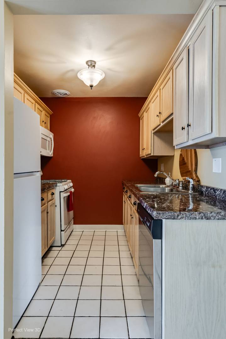5A E Dundee Quarter DR #308, Palatine, IL 60074