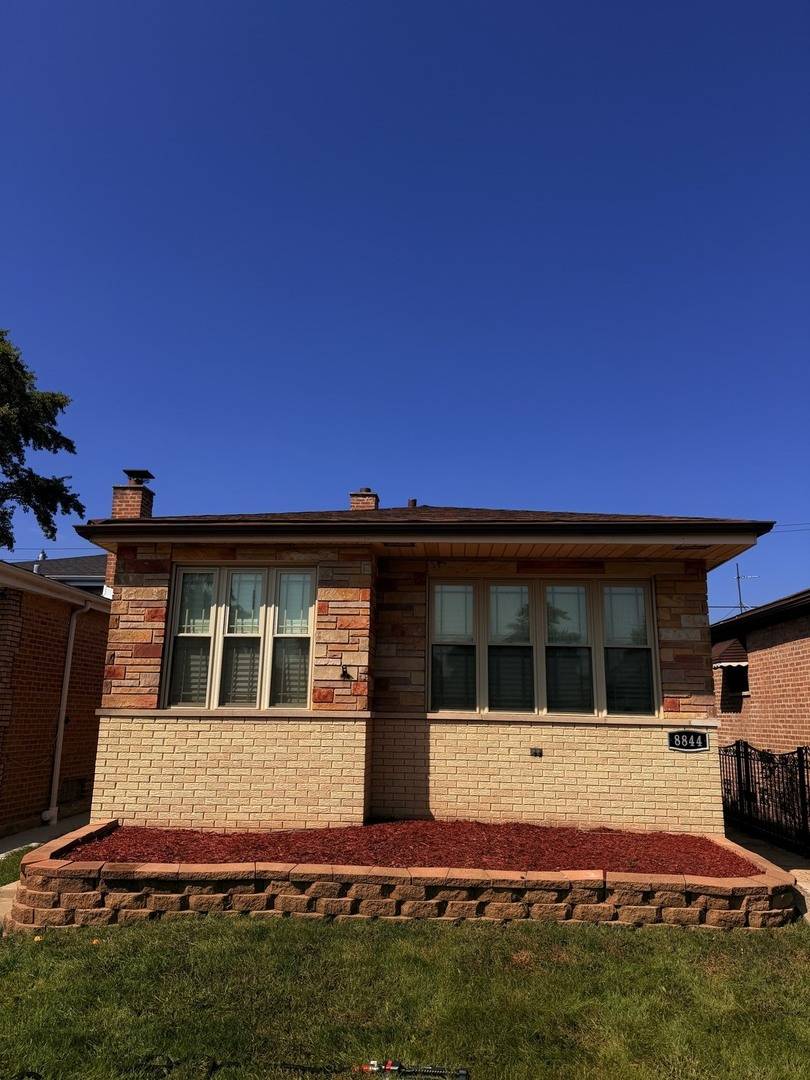 8844 S Halsted ST, Chicago, IL 60620