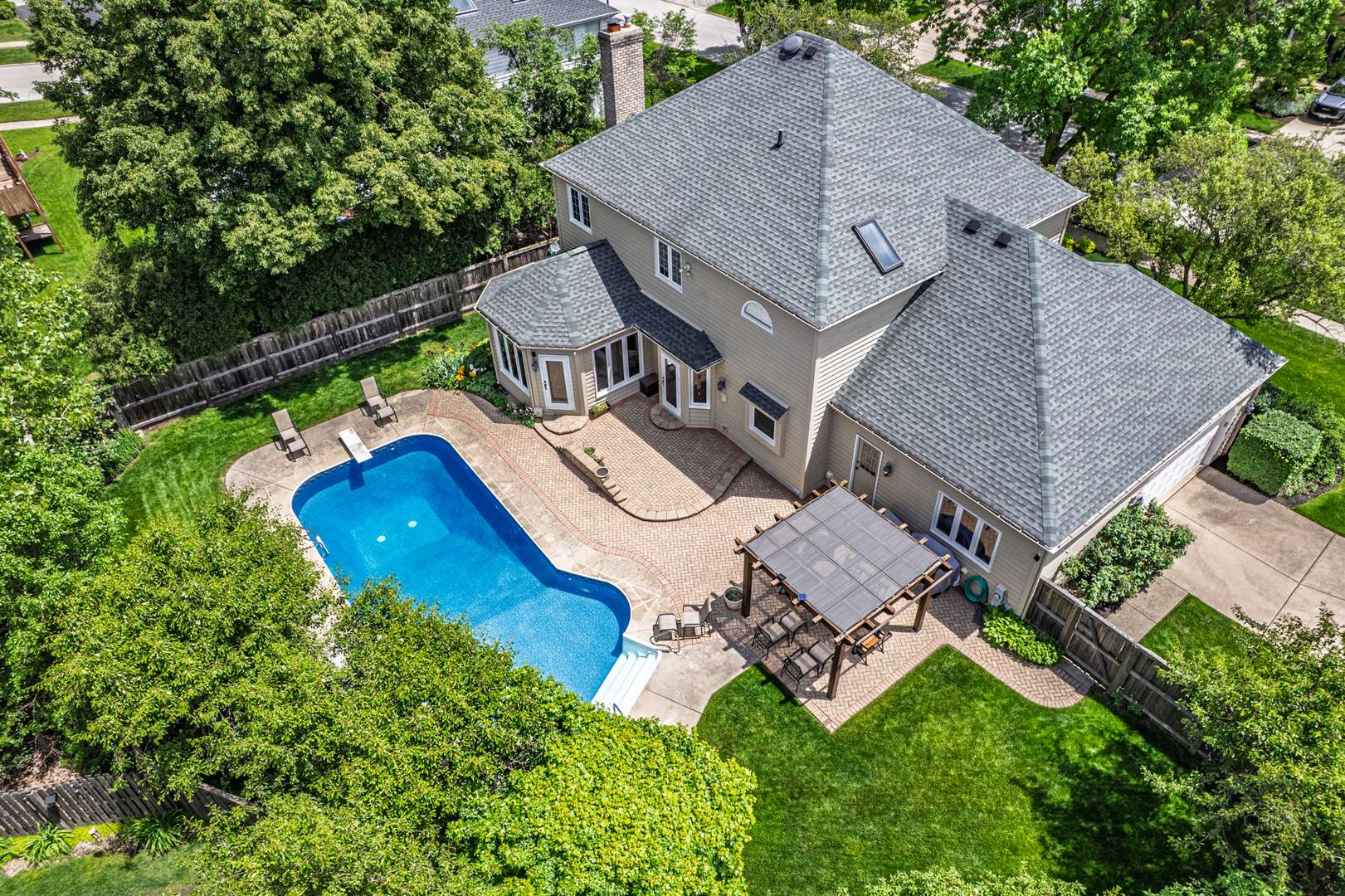 391 Du Pahze ST, Naperville, IL 60565