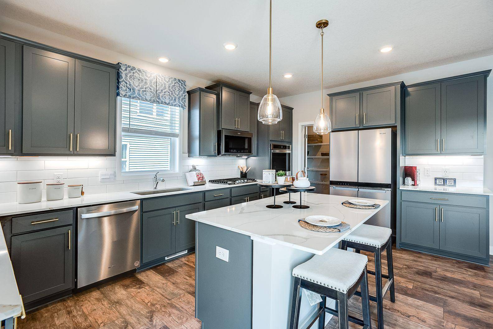 17236 Durham DR, Lakeville, MN 55044