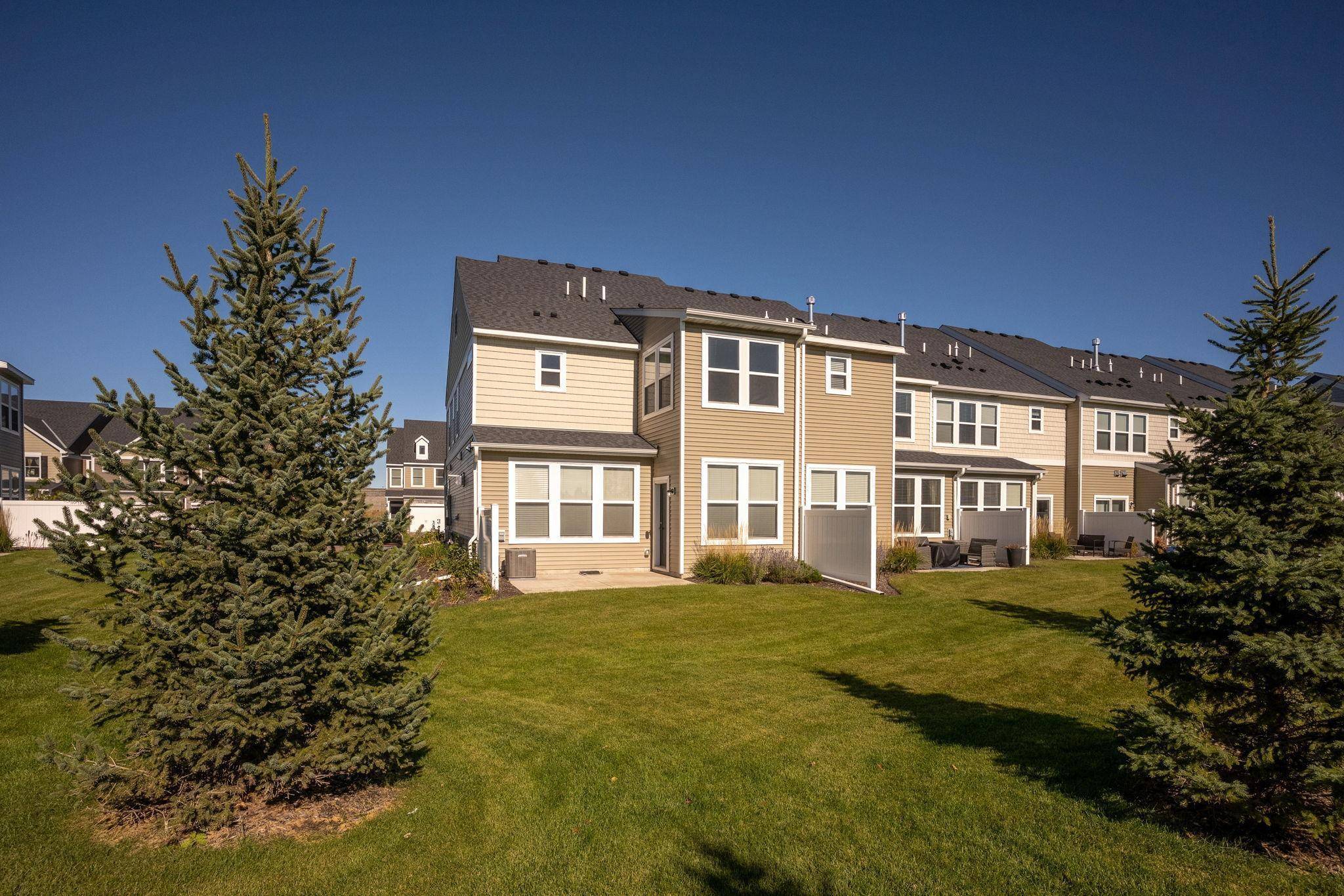 5321 94th LN N, Brooklyn Park, MN 55443