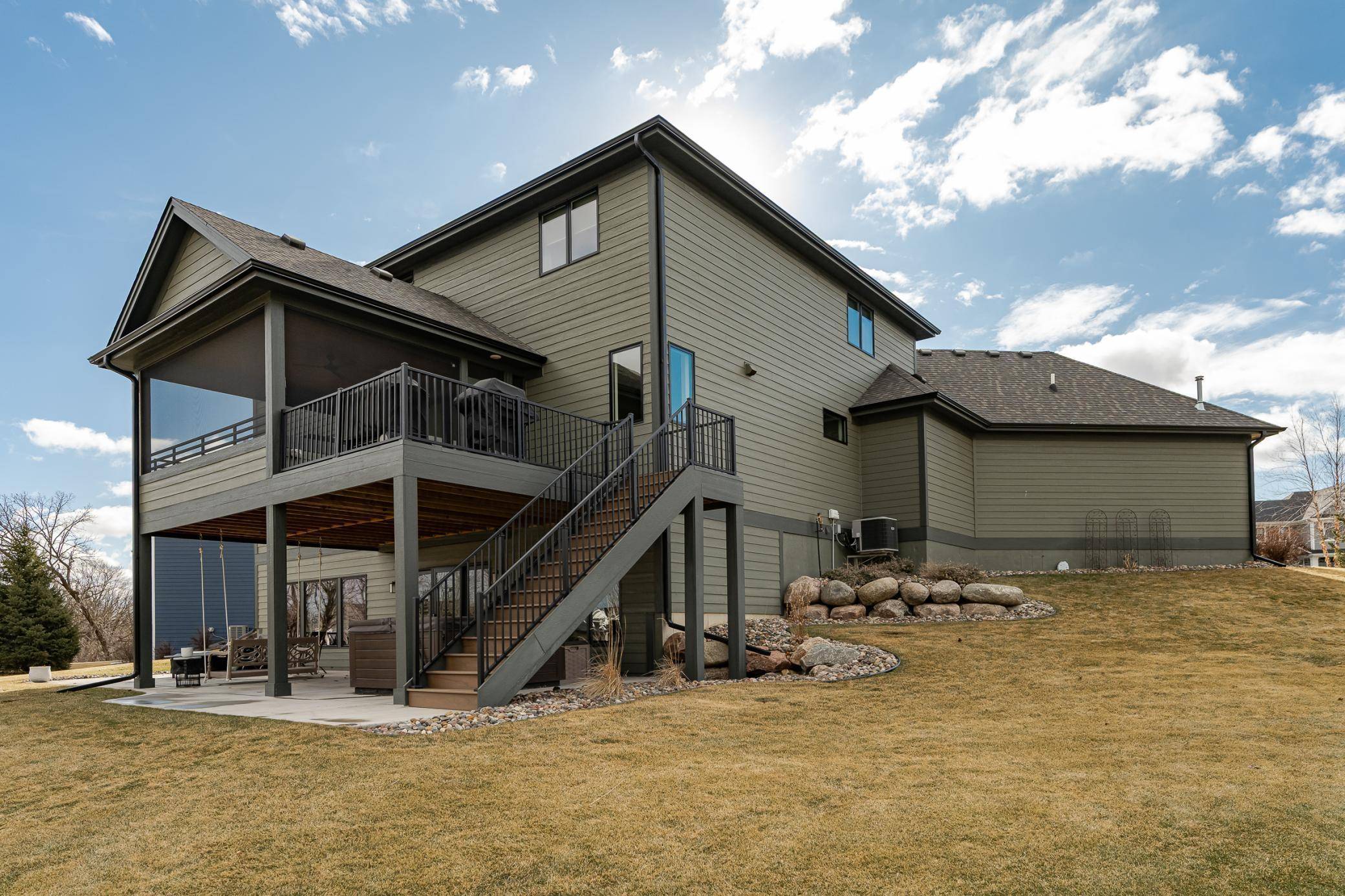 5044 Riley LN SW, Rochester, MN 55902