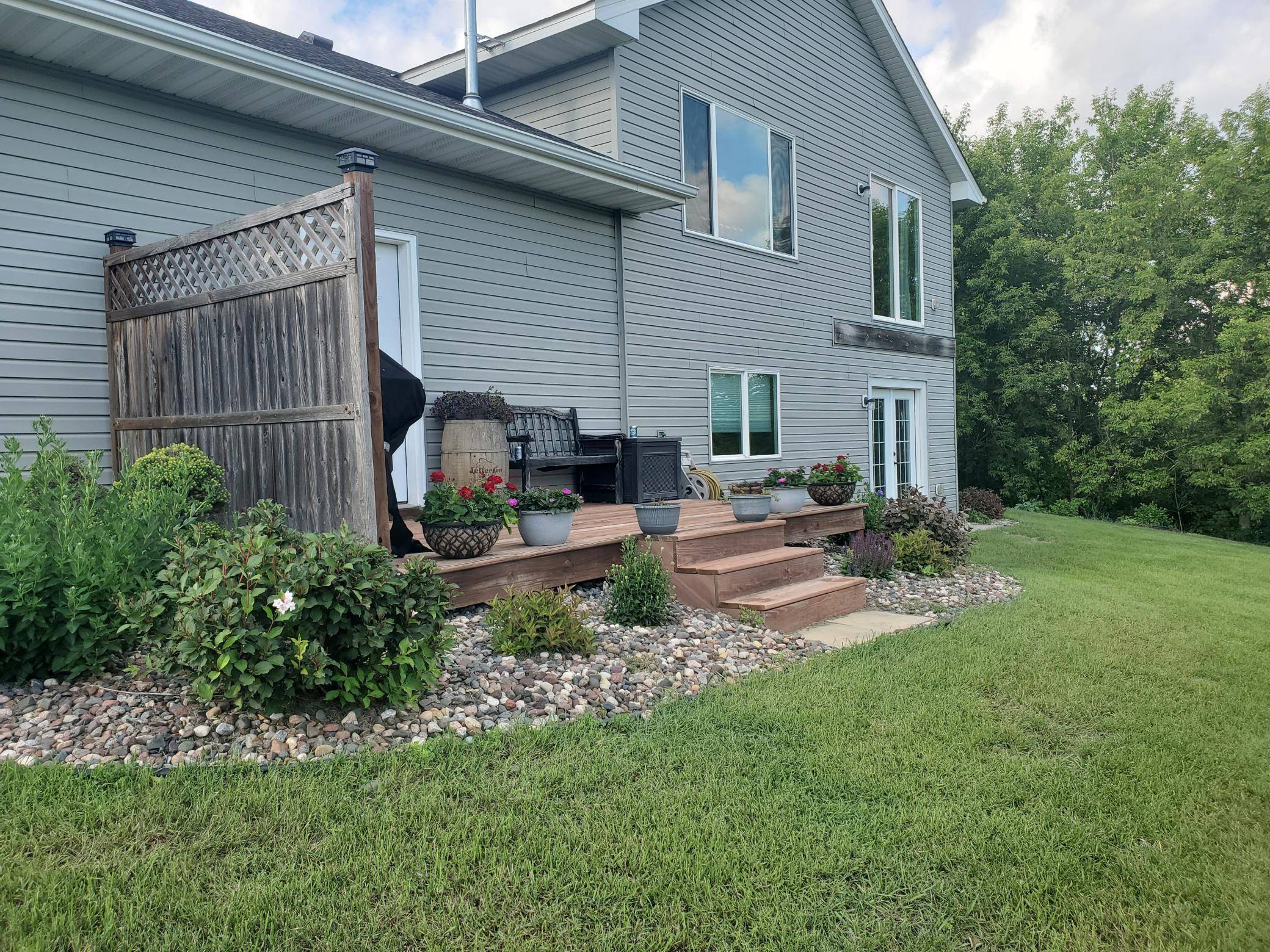 822 Deer PATH, Montgomery, MN 56069