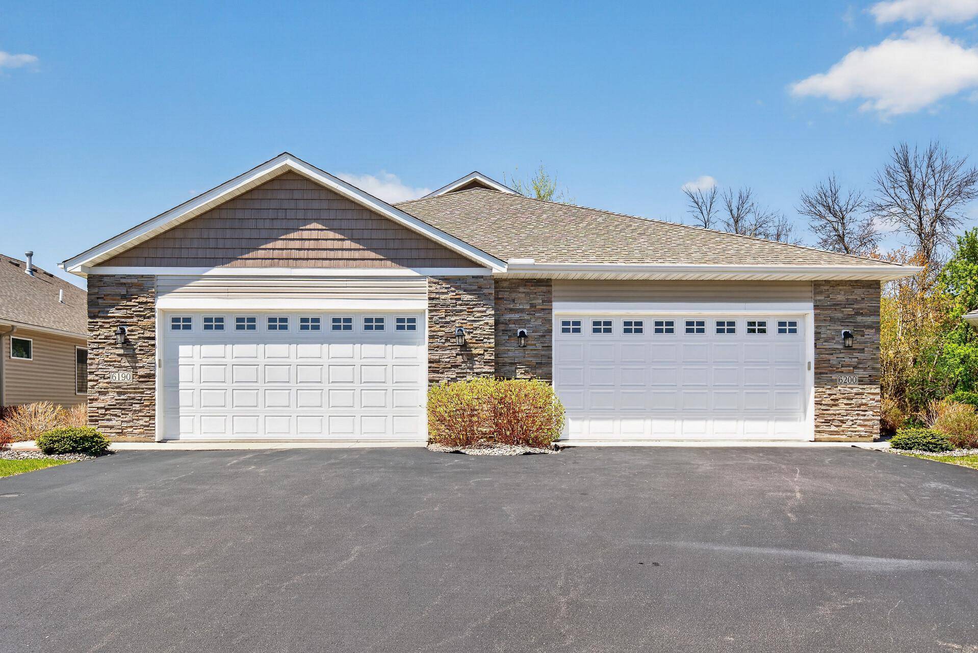 6200 Boulder Ridge Drive, Rockford, MN 55373