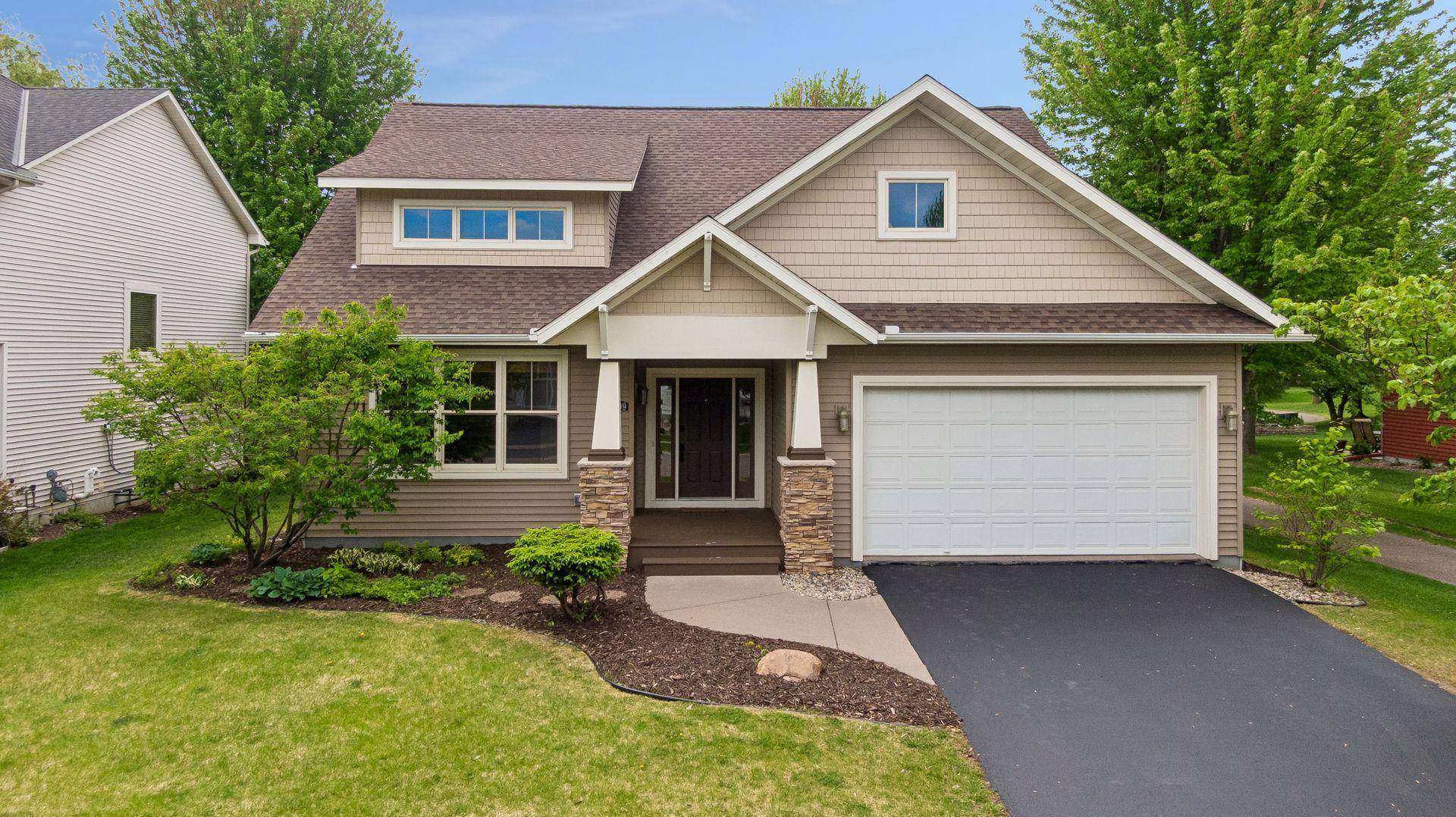 11409 Balsam WAY, Woodbury, MN 55129