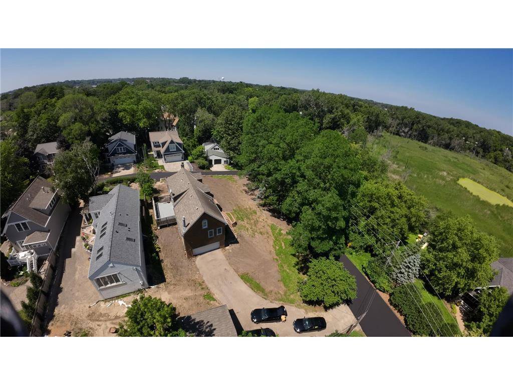 1202 La Salle ST, Wayzata, MN 55391