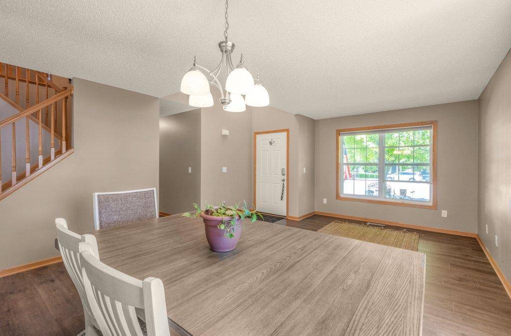 4355 Kaelin CIR NE, Saint Michael, MN 55376