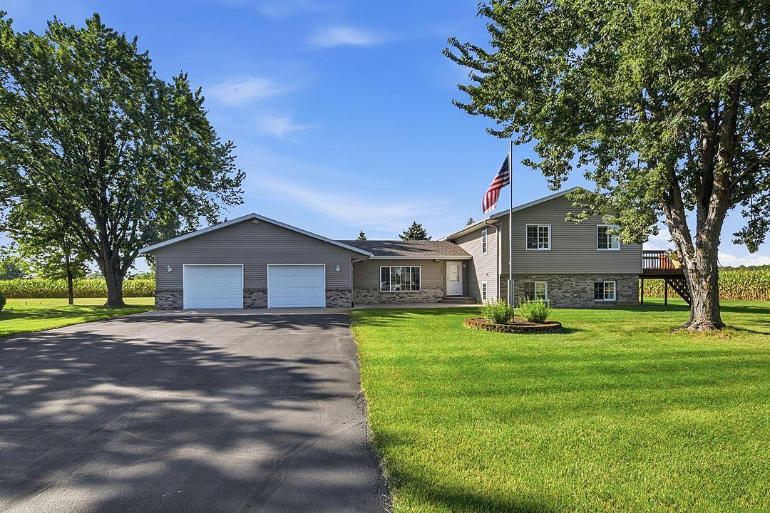 6637 229th ST, Saint Cloud, MN 56301