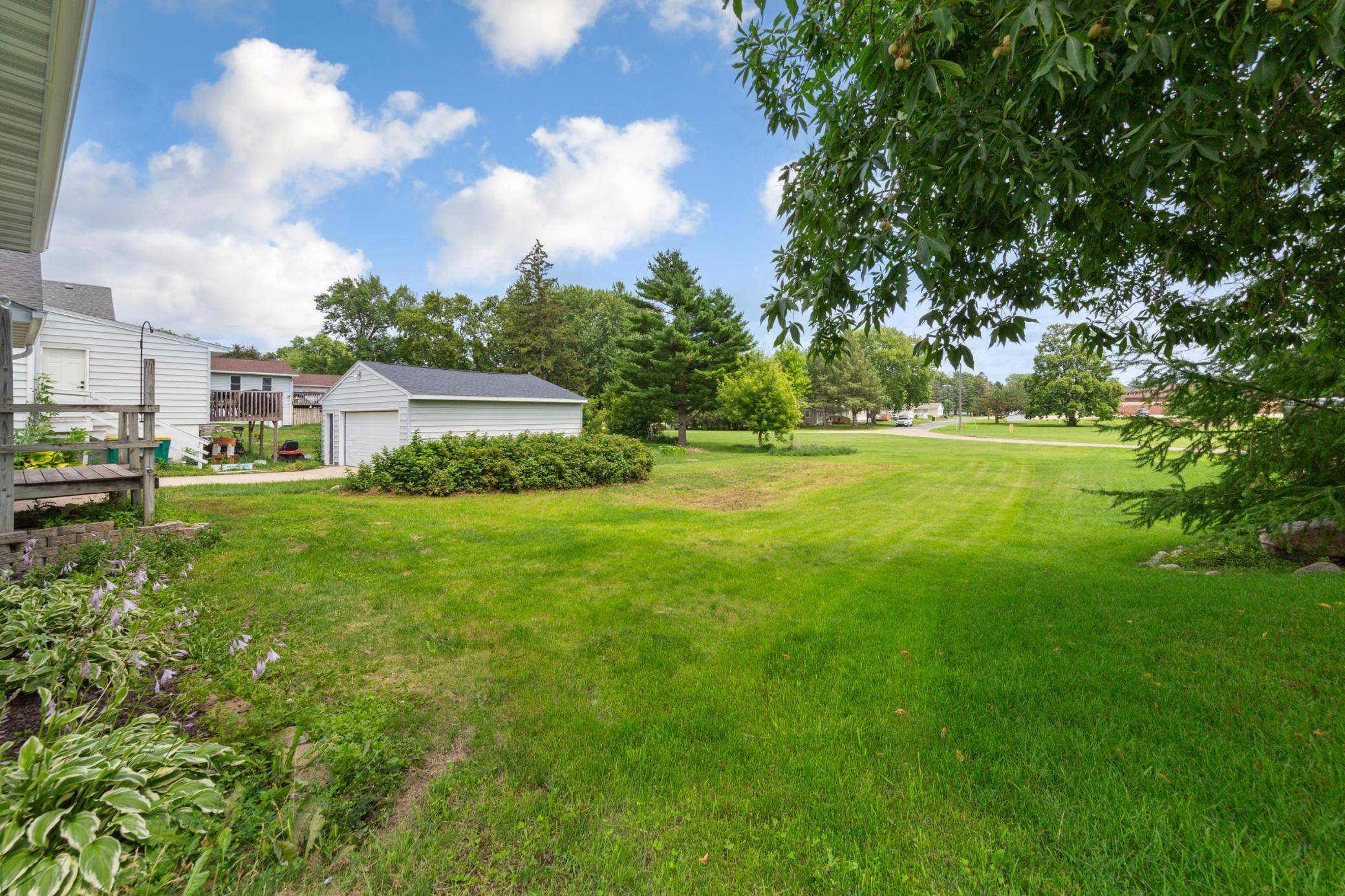 211 Independence AVE S, Clarks Grove, MN 56016