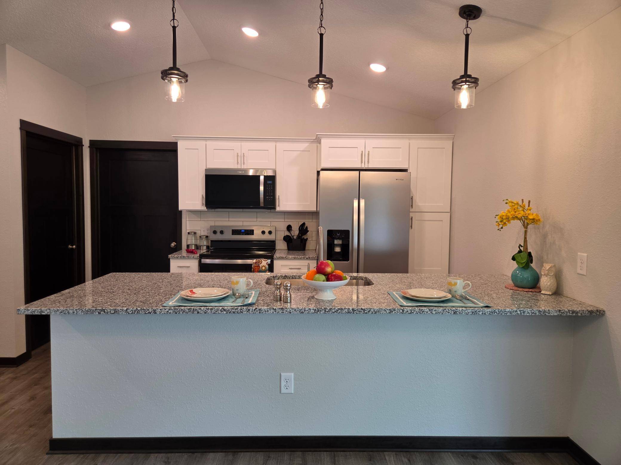 218 Fischer CT NW, Montgomery, MN 56069