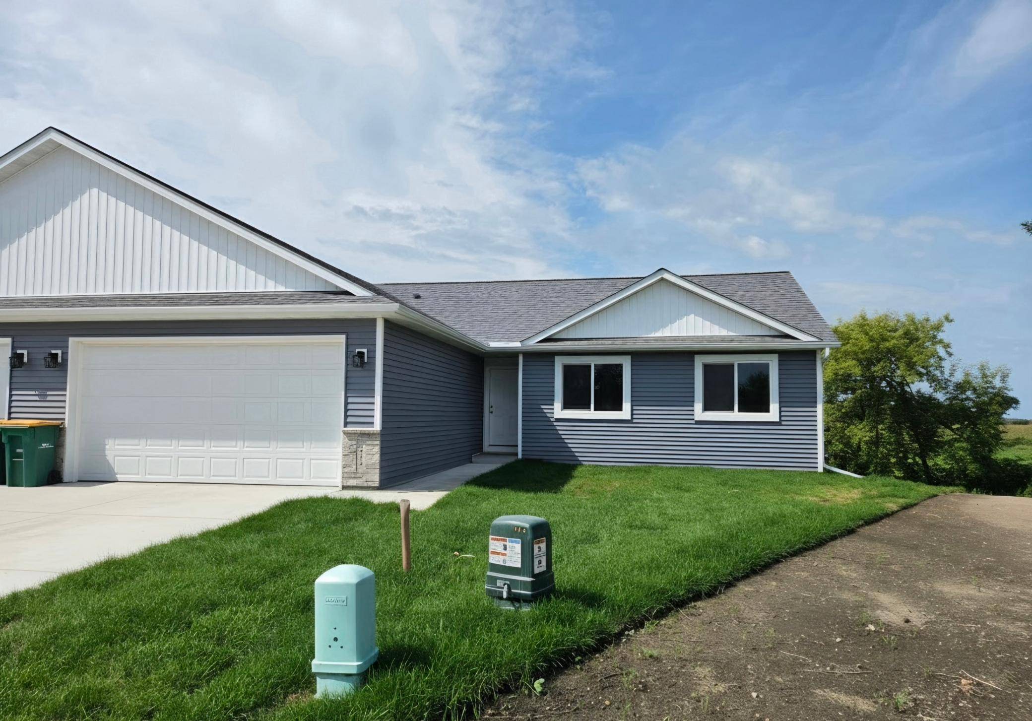 218 Fischer CT NW, Montgomery, MN 56069