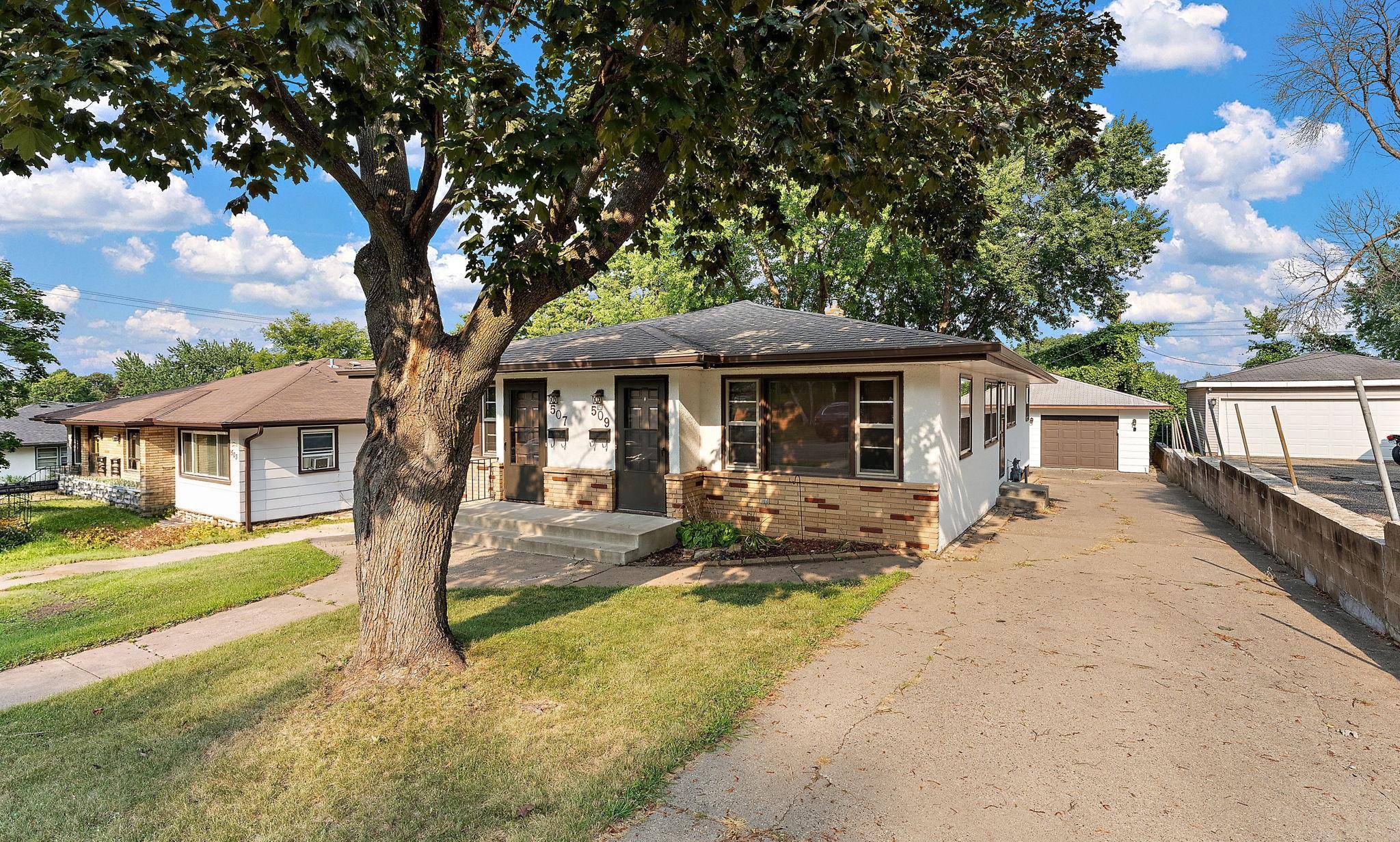 507 10th AVE S, South Saint Paul, MN 55075