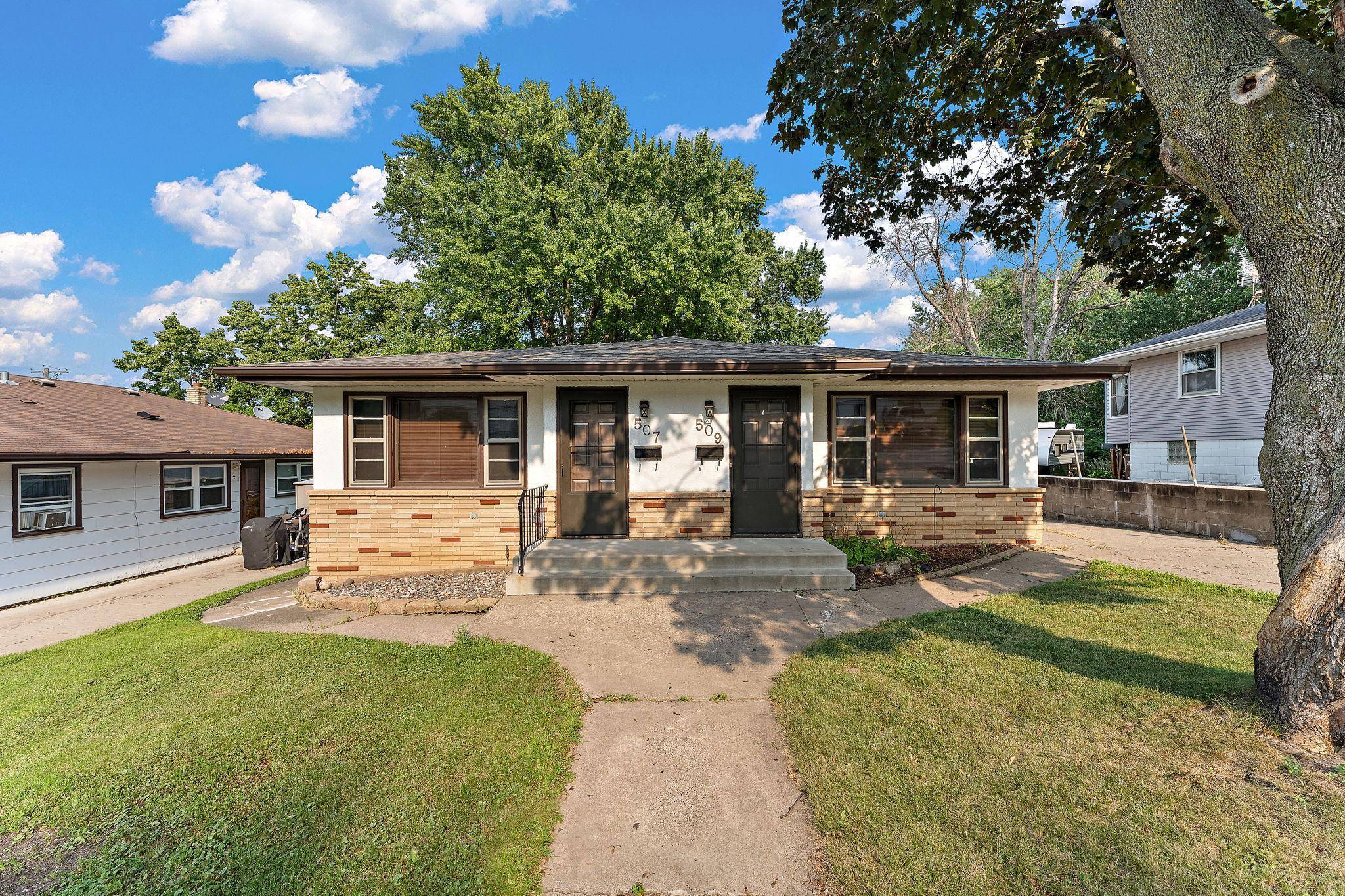 507 10th AVE S, South Saint Paul, MN 55075