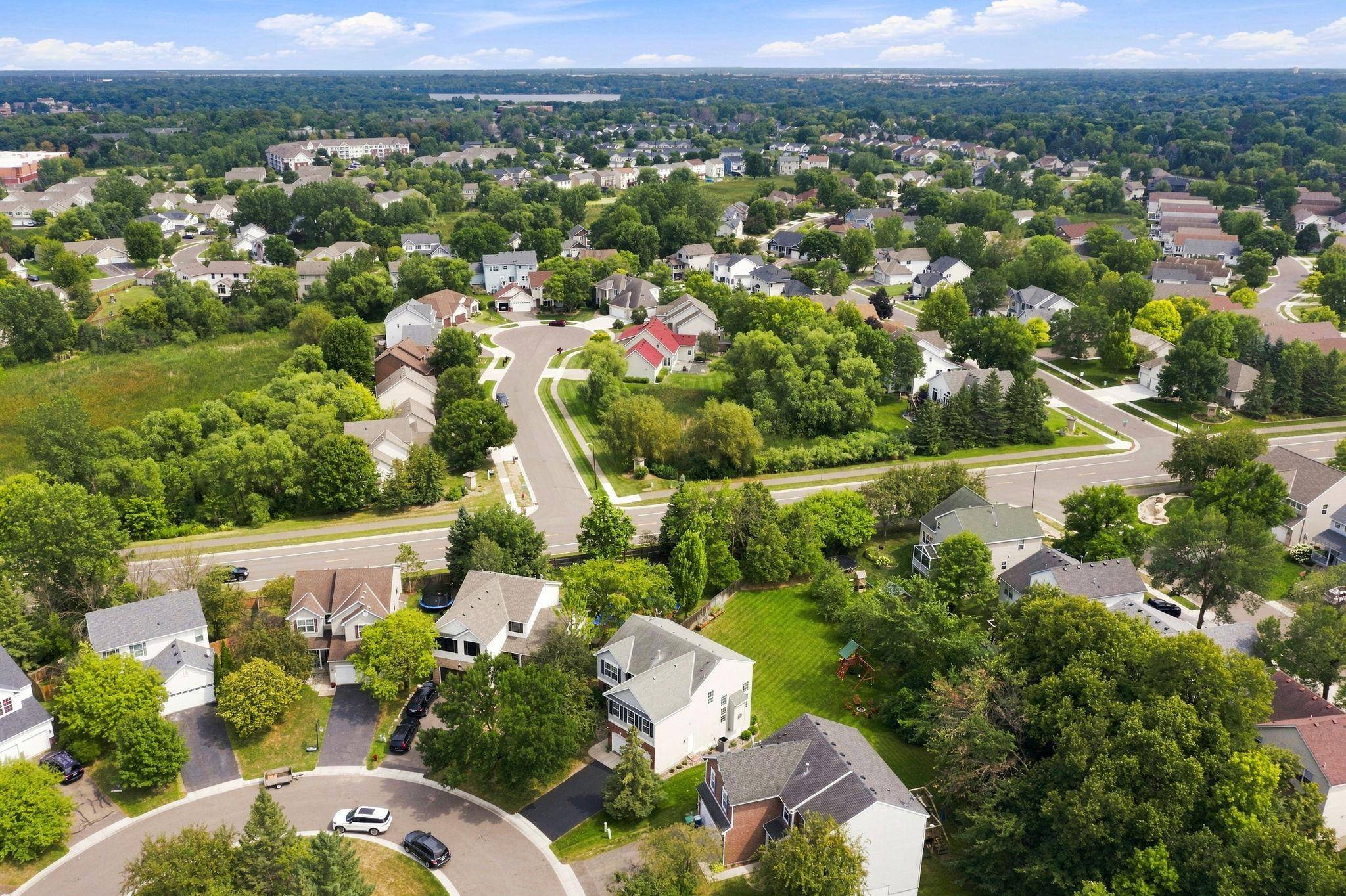 9141 Merrimac LN N, Maple Grove, MN 55311