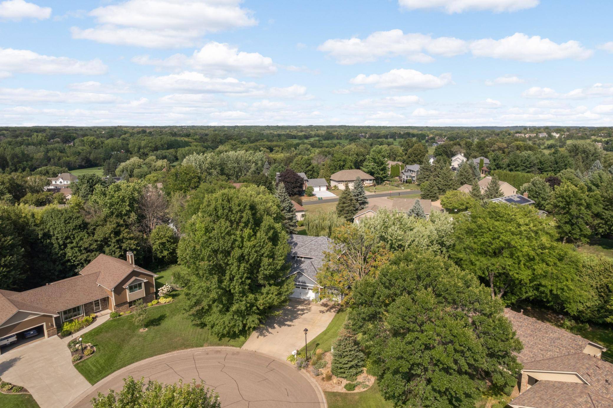 2260 Walnut Creek DR W, Stillwater, MN 55082