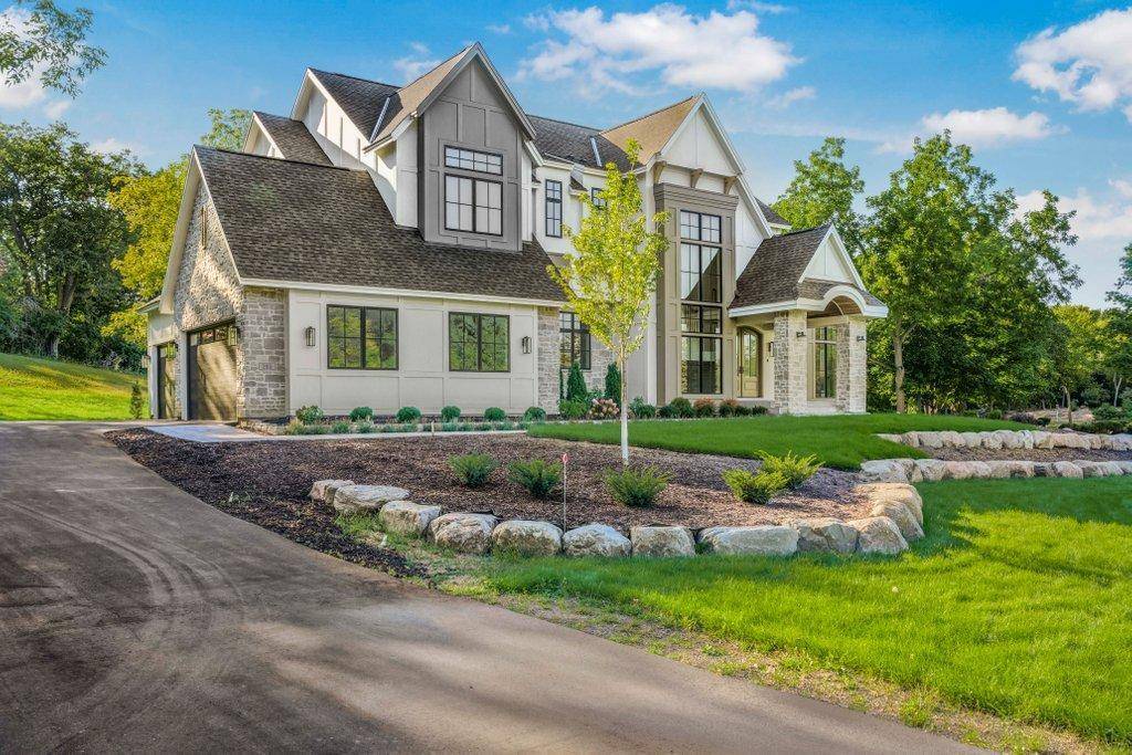 285 North Shore DR, Minnetrista, MN 55364
