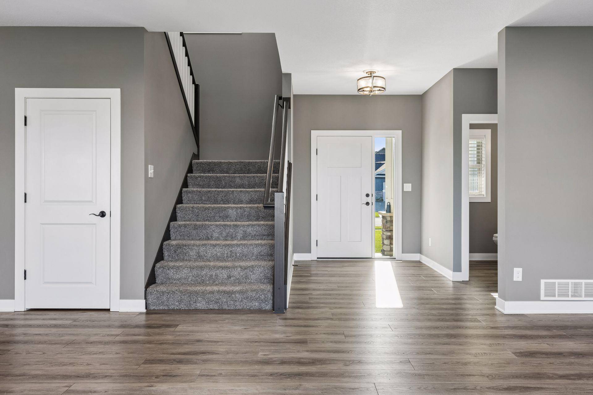 855 Towne DR NE, Byron, MN 55920