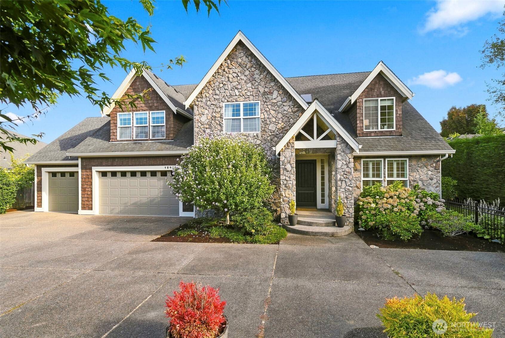 12411 NW 48th CT, Vancouver, WA 98685