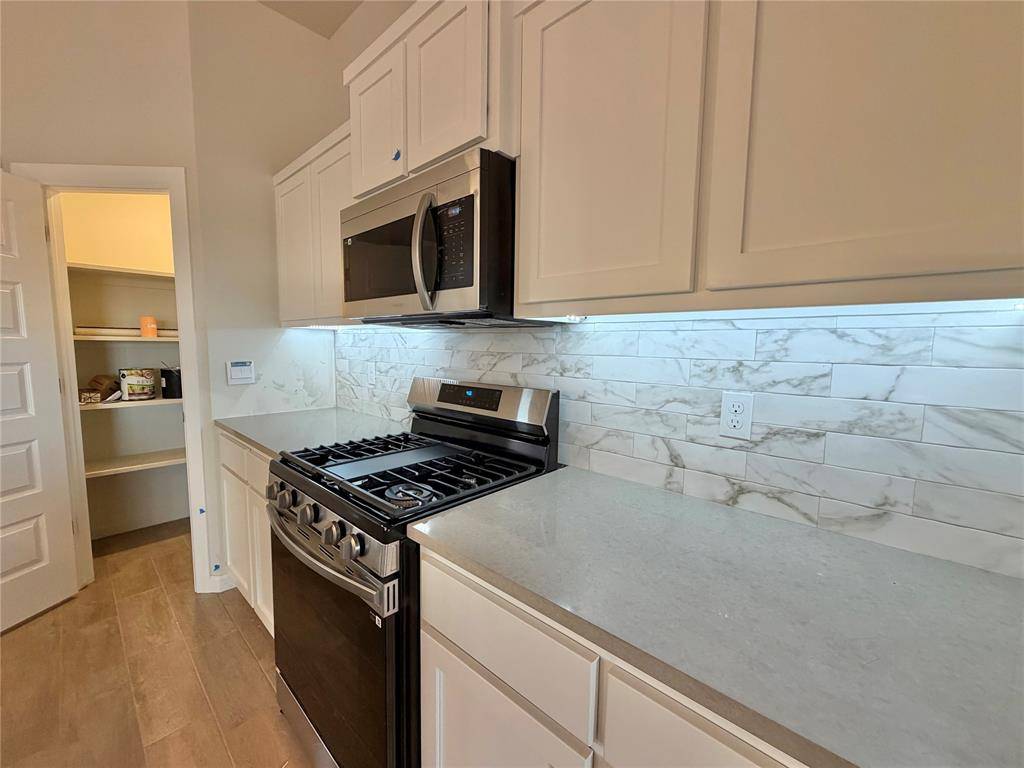 3927 Abingdon DR, Norman, OK 73026