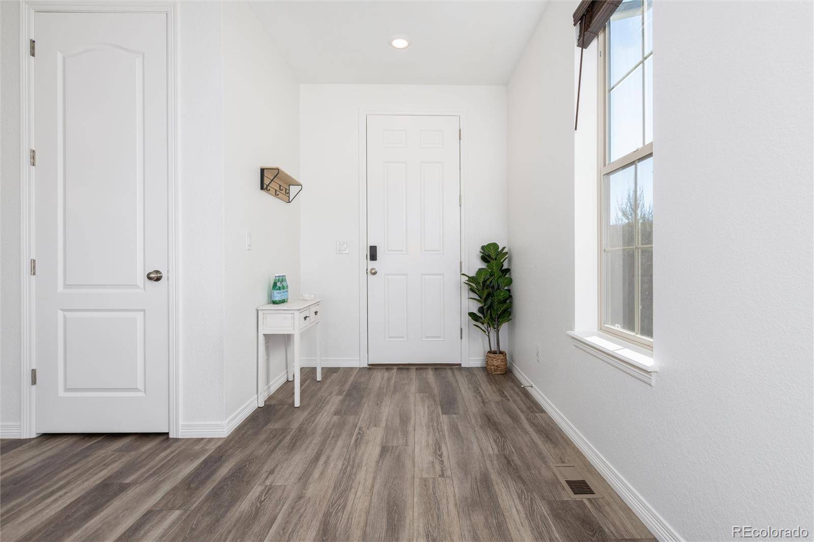7781 Plateau Creek LN, Littleton, CO 80125